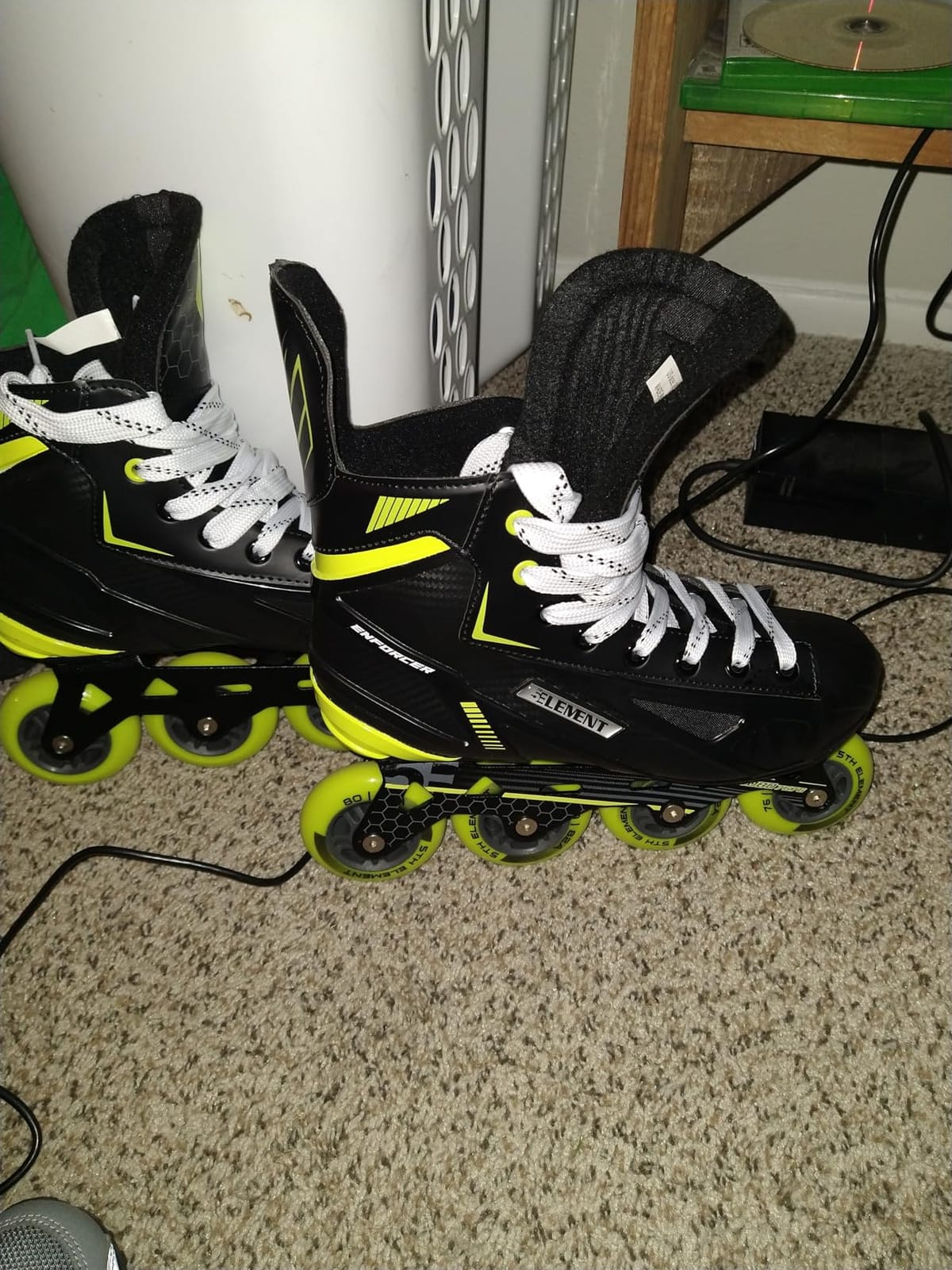 5th Element Enforcer Inline Roller Hockey Skate for Indoor and Outdoor customer photo 2