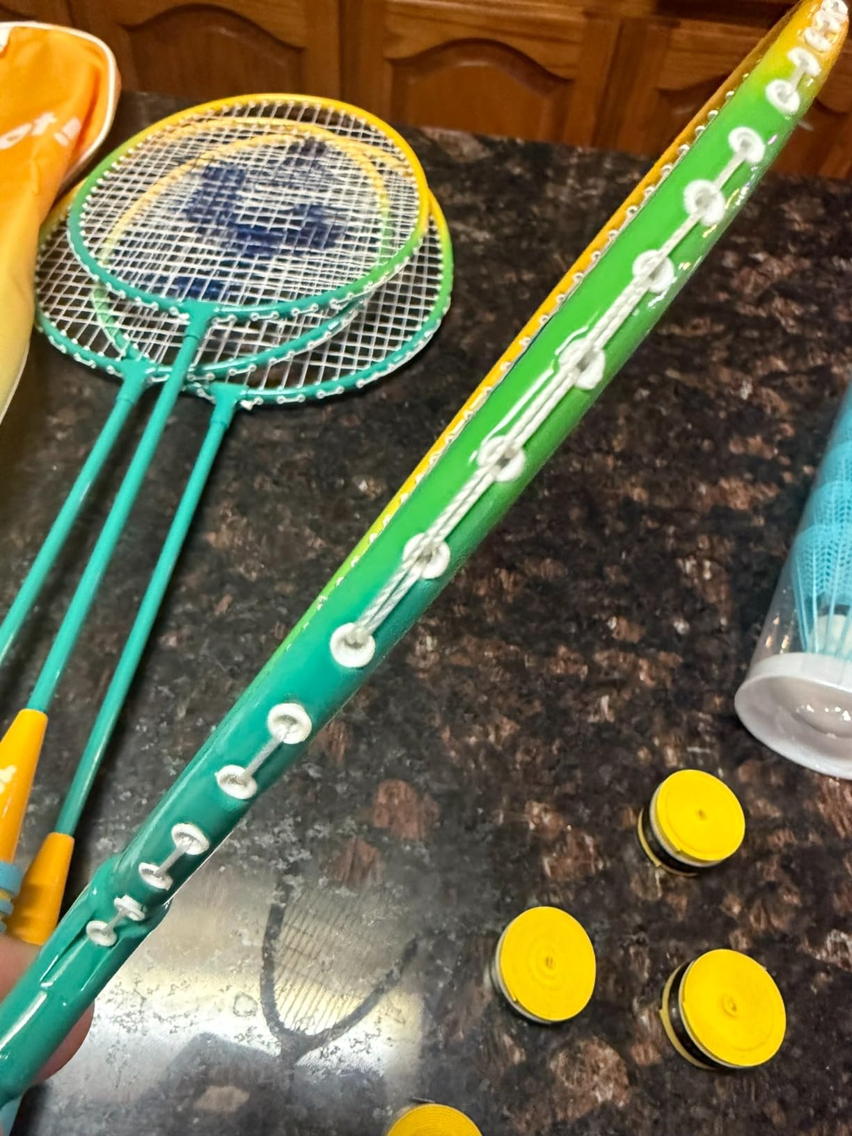 Badminton Rackets Set of 4, Lightweight & Beginners Badminton Racquets | 4 Rackets, 6 Nylon Shuttlecocks, 4 Replacement Grip Tapes and 1 Carrying Bag, Indoor Outdoor Backyard Games for Kids Adults customer photo 2