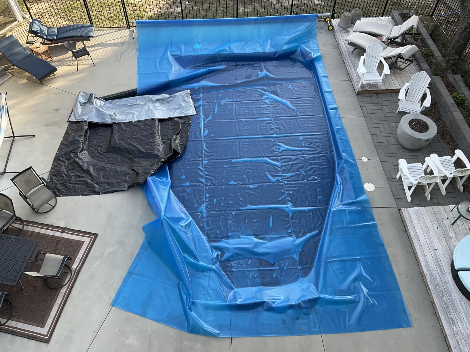 VEVOR Solar Pool Cover 40 x 20 ft, 16 Mil Rectangle Solar Blanket Blue | for Inground & Above Ground Pools, PE Bubble Design, Cut-to-Fit Pool Cover for Heat Retention & Water Evaporation Reduction customer photo 1