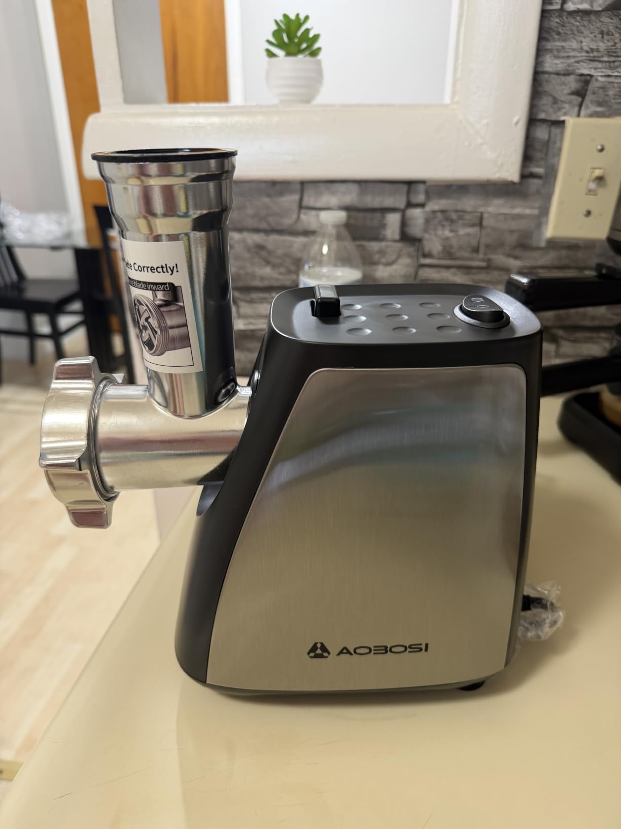 AAOBOSI Meat Grinder, 4-In-1 Meat Grinder Electric [2800W Max] with 3 Slice, Shred Blades,2 Blades,3 Plates,Sausage Stuffer,Kubbe Kit, for Home Kitchen Use, Stainless Steel customer photo 2