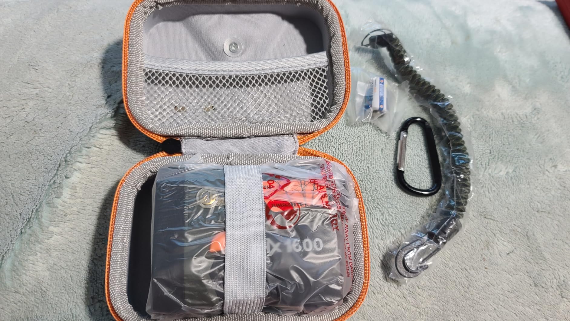 AOFAR HX2000 Hunting Rangefinder with Dual-Color OLED Display, Ultra-Clear Optics with 95%+ Transmittance of Glass, 2000 Yards with Angle and Horizontal Distance, Range, Scan, Speed Mode, Waterproof customer photo 1