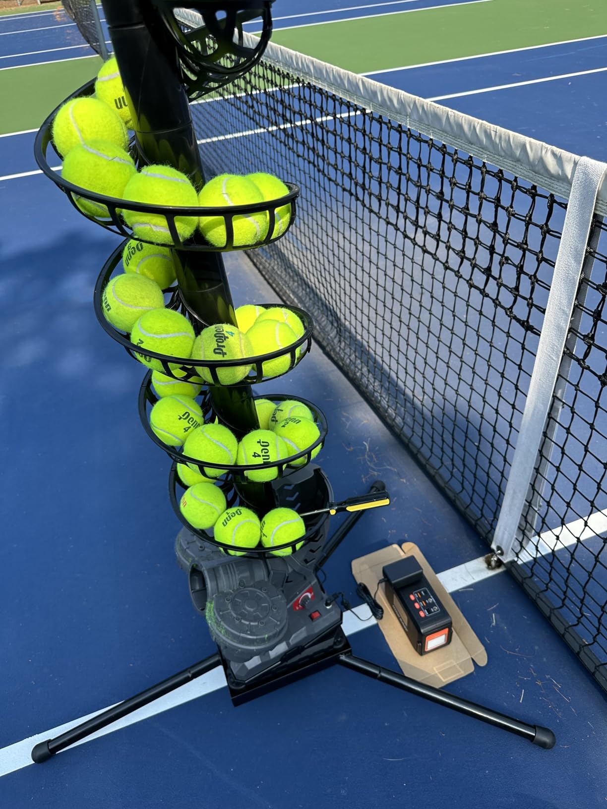Furlihong 3807BH Tennis Ball Machine with Triangular Base, Adjustable Speeds, Oscillating Left&Right, Up&Down Swing Launch Port, for All Levels Training customer photo 1