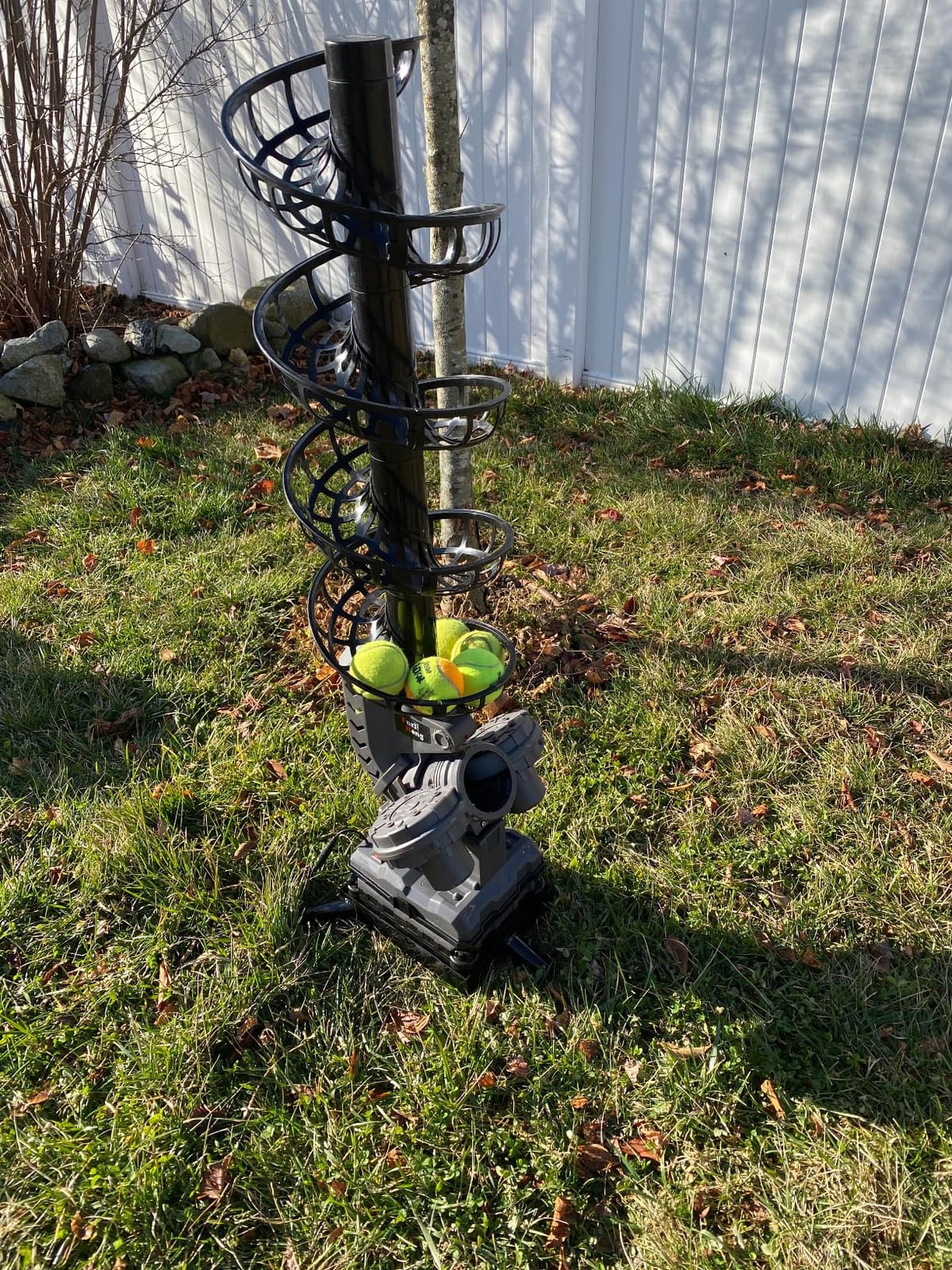 Furlihong 3807BH Tennis Ball Machine with Triangular Base, Adjustable Speeds, Oscillating Left&Right, Up&Down Swing Launch Port, for All Levels Training customer photo 2