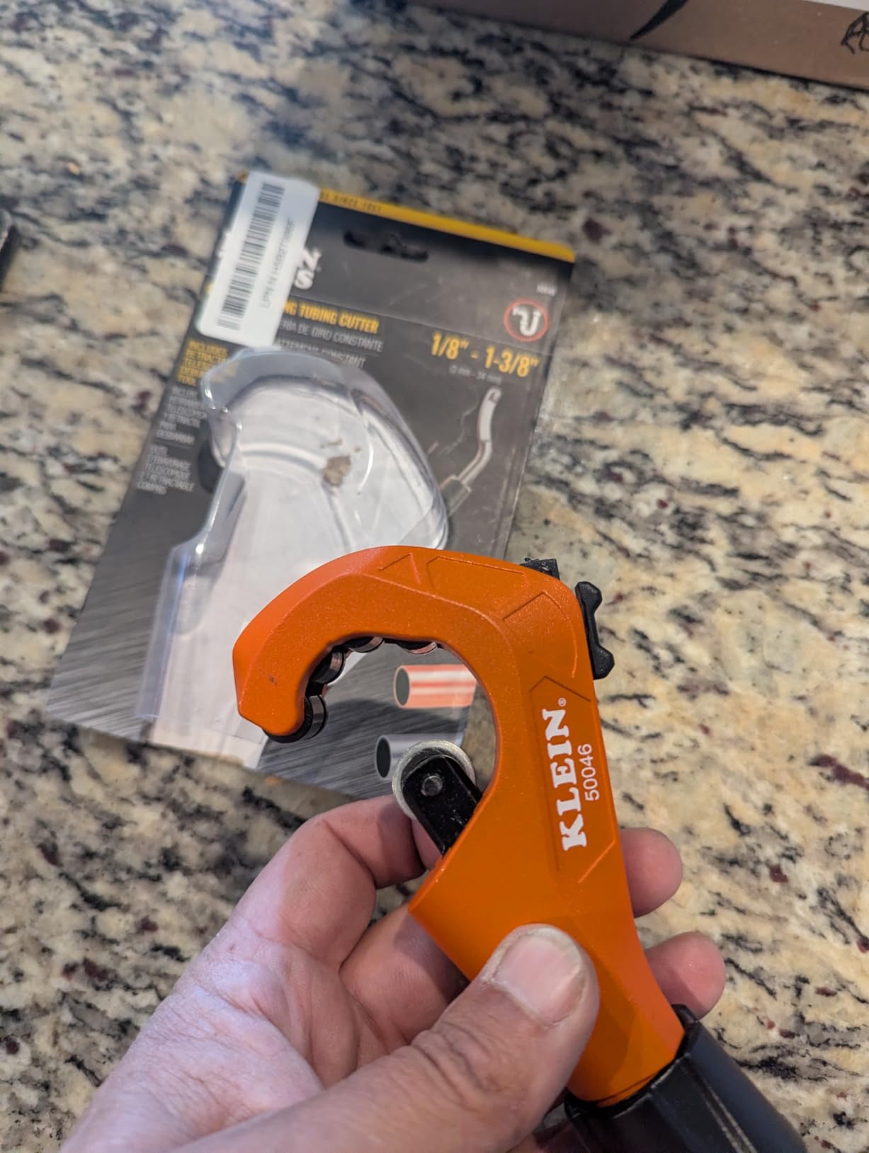 Klein Tools 50046 Constant Swing Tubing Cutter for Copper and Aluminum, 1/8 to 1 3/8-Inch O.D. with Deburring Tool and Replacement Blade customer photo 1
