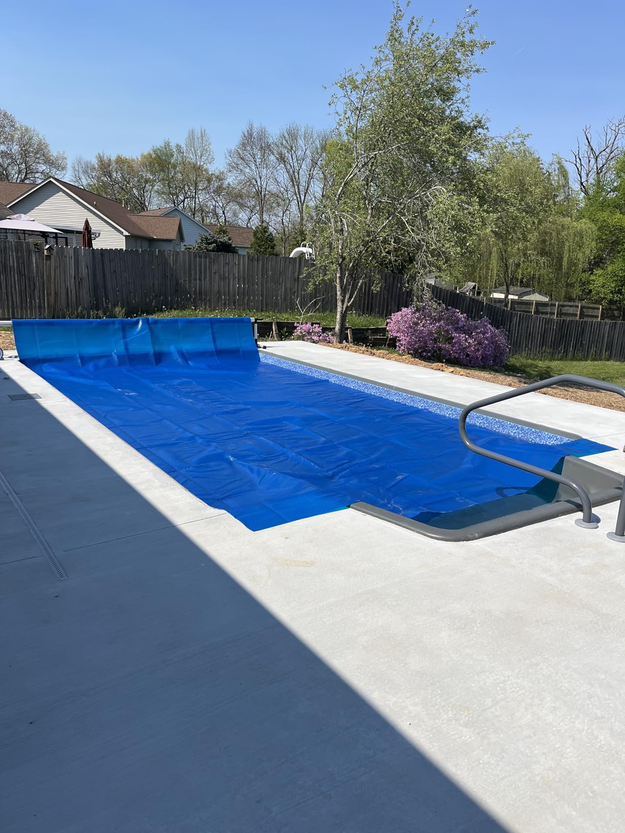 VINGLI 16Mil Solar Pool Cover, Blue 12'x24' Rectangular | Heats Pool / Maximum Tear Resistance / Bubble Core Locks In Heat / Heavy-Duty Thermal Pool Cover for Inground Pools customer photo 1