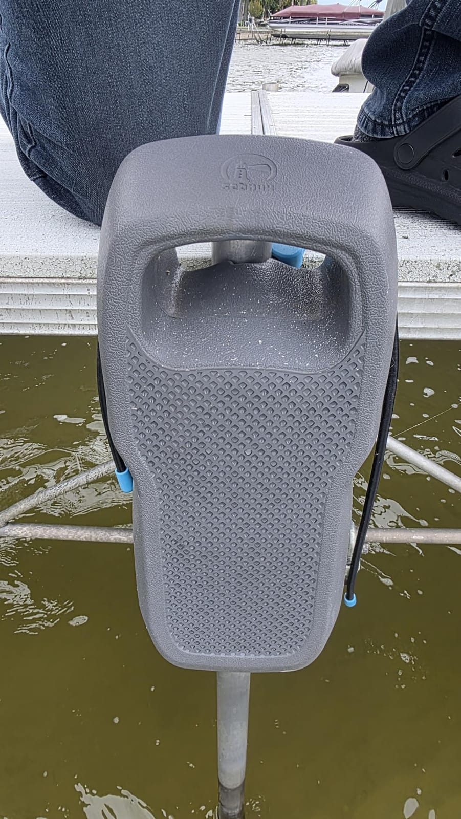AWEMUFA Boat Fenders Easy to Install Bumper for Docking Ideal Fender for Pontoon, Bass, Jet Ski and Fishing Boats customer photo 2