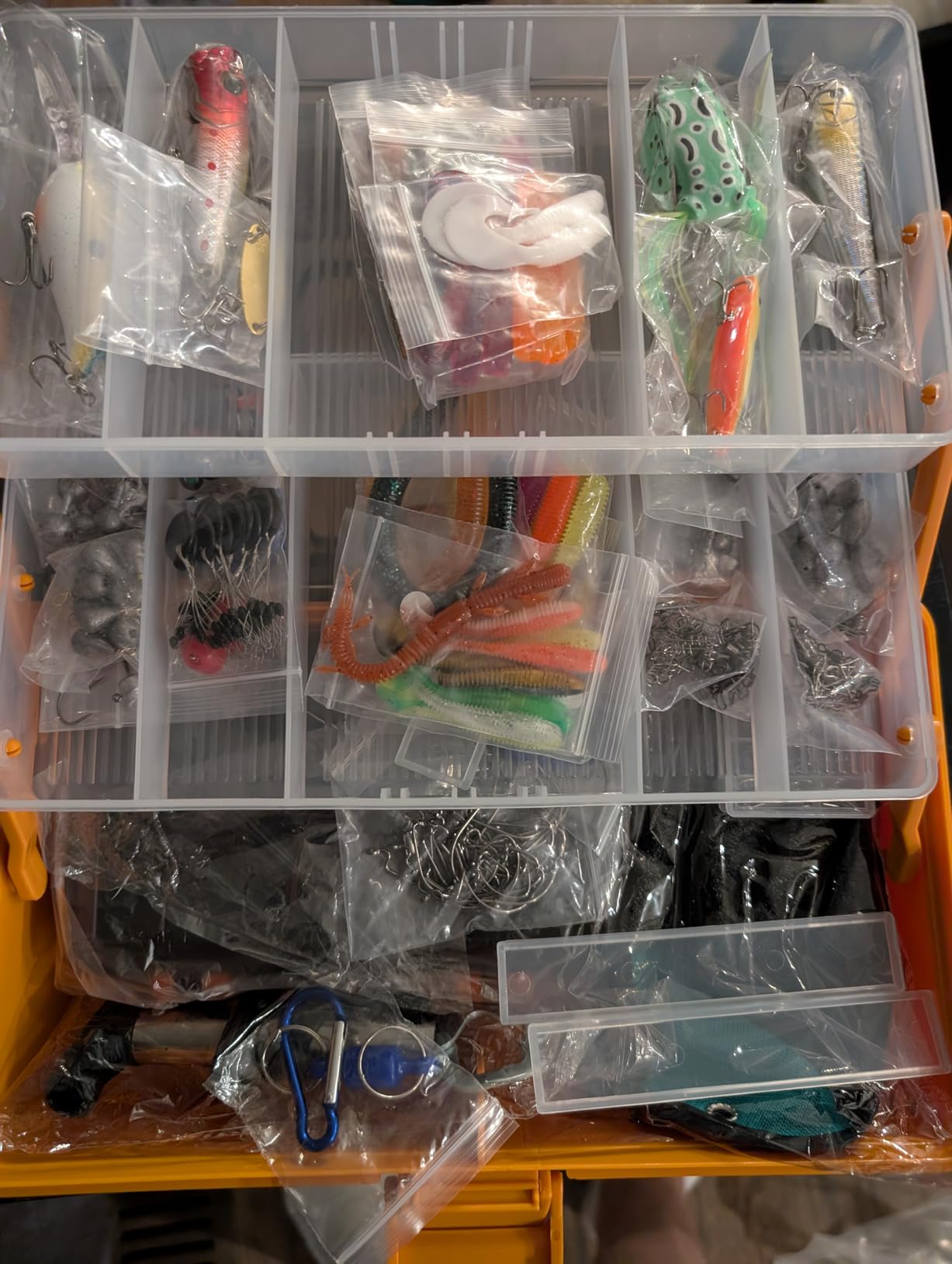 Large 3-Layer Tackle Box with Tackle Included, 417Pcs Fishing Lures Kit | Fishing Box with Bonus Small 2-Sided Box & Gloves, Pliers, Crankbait, Hooks, Freshwater Bass Fishing Gear Gift for Men & Kids customer photo 1