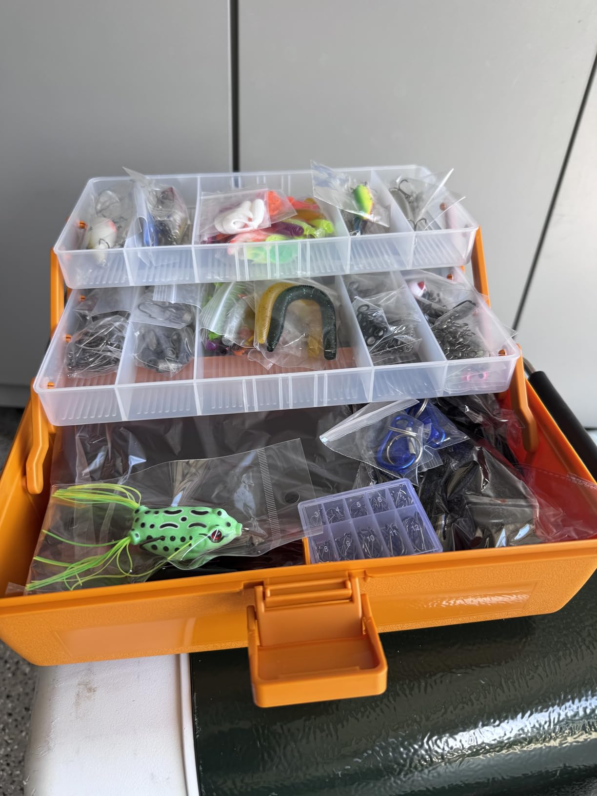 Large 3-Layer Tackle Box with Tackle Included, 417Pcs Fishing Lures Kit | Fishing Box with Bonus Small 2-Sided Box & Gloves, Pliers, Crankbait, Hooks, Freshwater Bass Fishing Gear Gift for Men & Kids customer photo 2