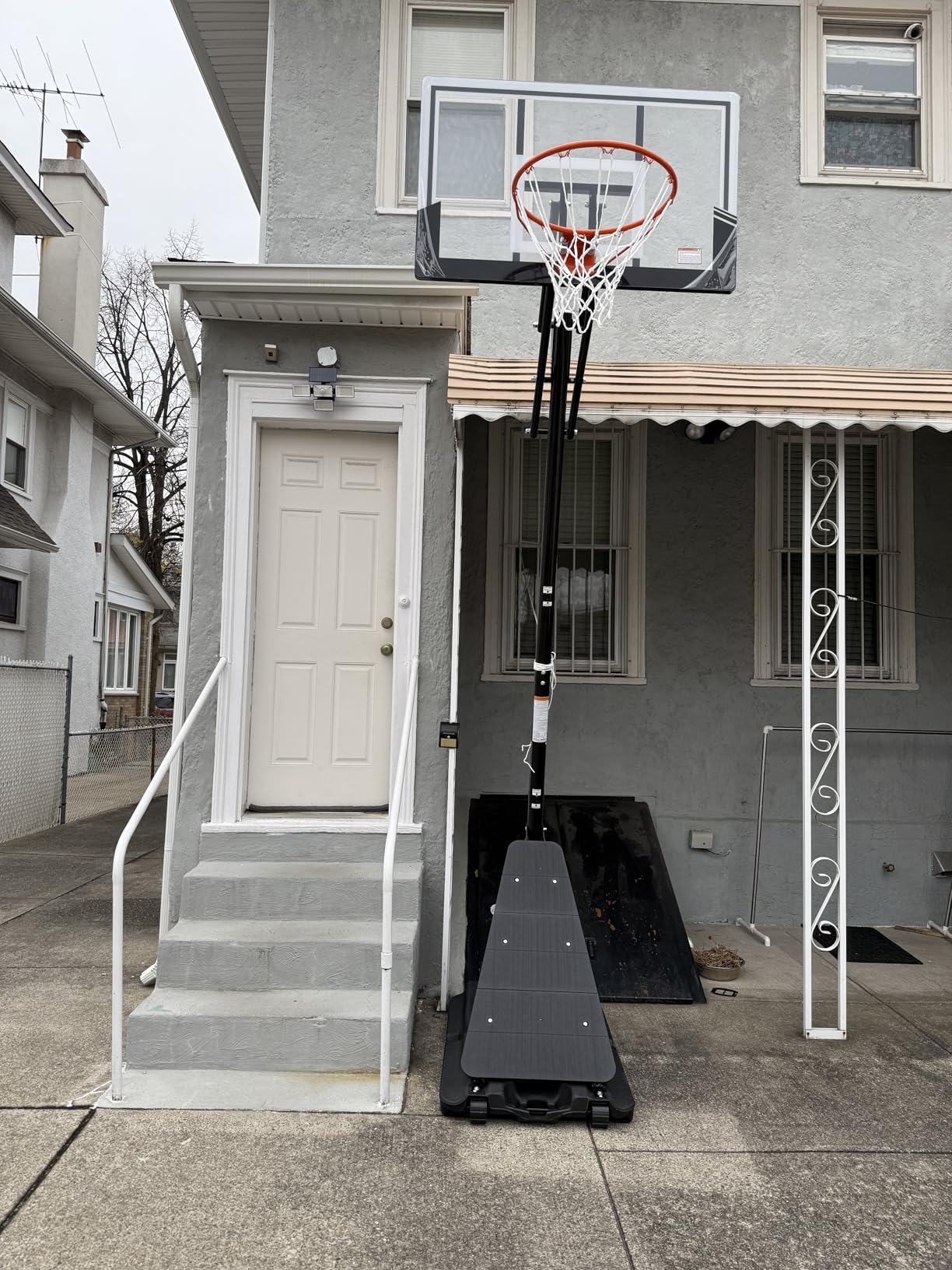 BACKYARD BLITZ Basketball Hoop, 44&47IN Backboard 10FT Height Adjustable | Portable Hand-Crank Adjust Basketball Goal System Outdoor with Shatterproof Backboard and Fillable Base ,Backyard Driveway customer photo 1