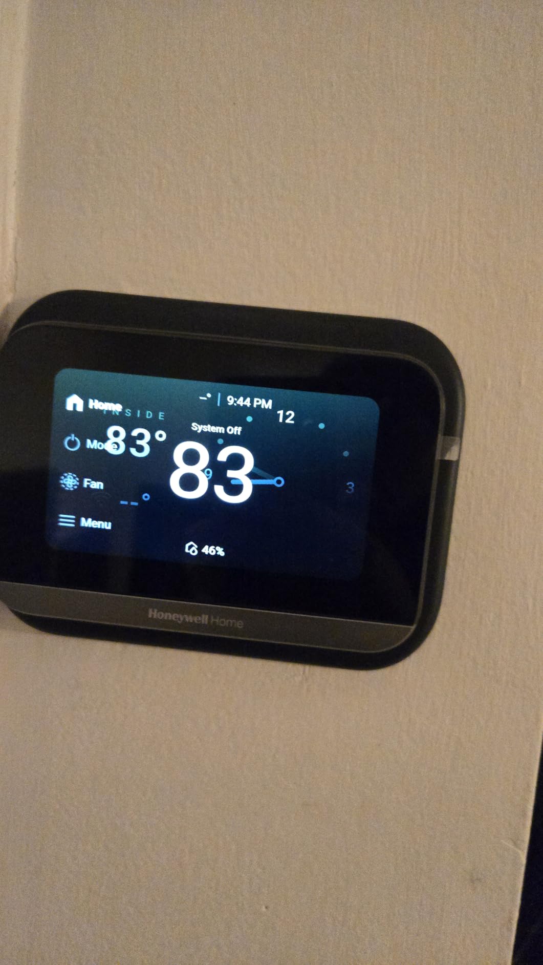 Honeywell Home X7S Smart Wi-Fi Programmable Thermostat, Black | Humidity Monitoring, 4.3 Customizable Touchscreen Display, Sensor Feature, Energy Star, Works w/Alexa, Matter, Apple, Google customer photo 1