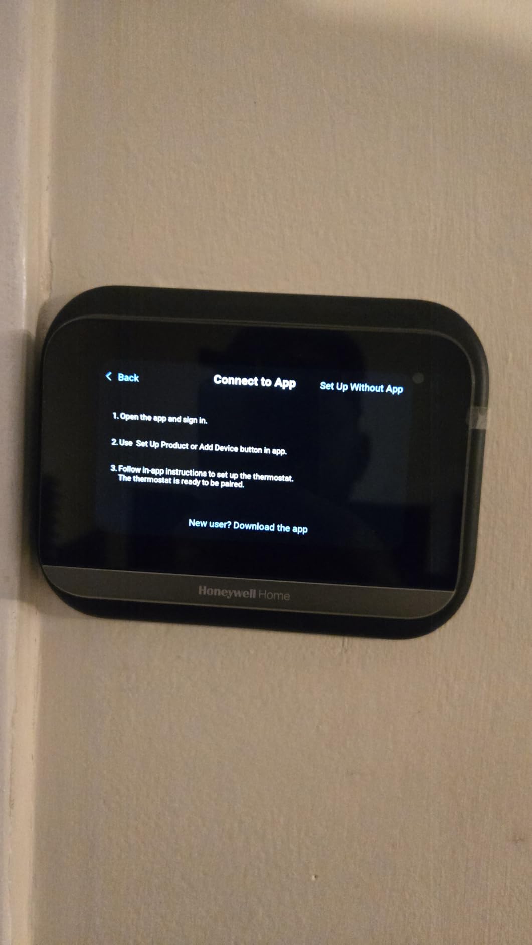 Honeywell Home X7S Smart Wi-Fi Programmable Thermostat, Black | Humidity Monitoring, 4.3 Customizable Touchscreen Display, Sensor Feature, Energy Star, Works w/Alexa, Matter, Apple, Google customer photo 2