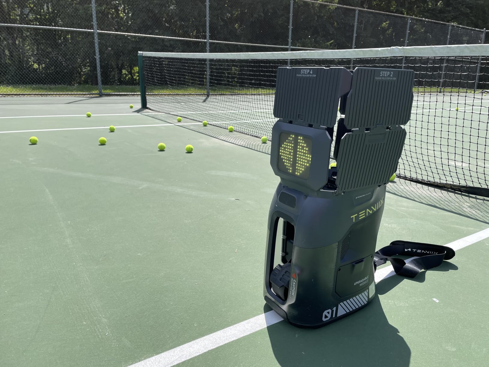 Basic Tennis Ball Machine, 18.7LB Portable Tennis Robot, 4H Runtime & 100+ Ball Capacity, Smart App & Voice Control, Multi-Training Mode, LED Display, 75MPH, Ideal for Beginners & Pro customer photo 1