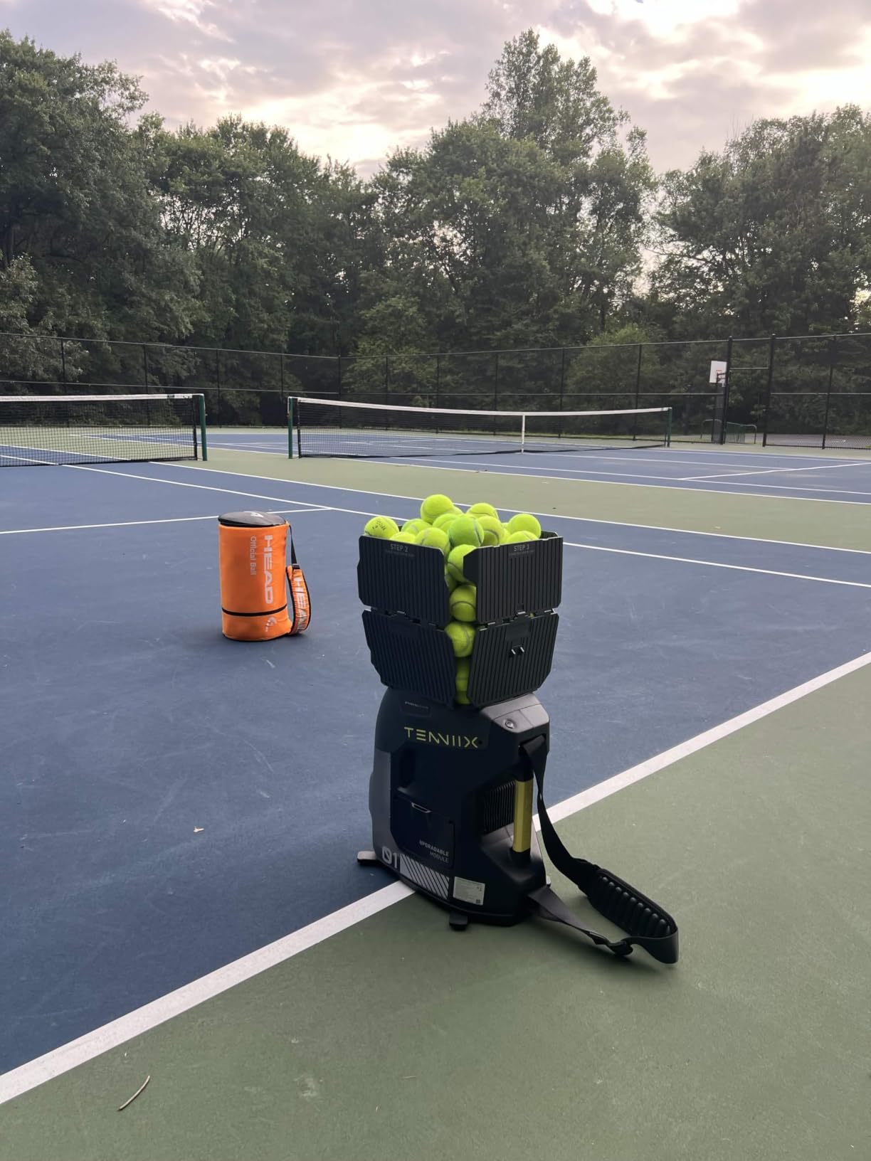 Basic Tennis Ball Machine, 18.7LB Portable Tennis Robot, 4H Runtime & 100+ Ball Capacity, Smart App & Voice Control, Multi-Training Mode, LED Display, 75MPH, Ideal for Beginners & Pro customer photo 2