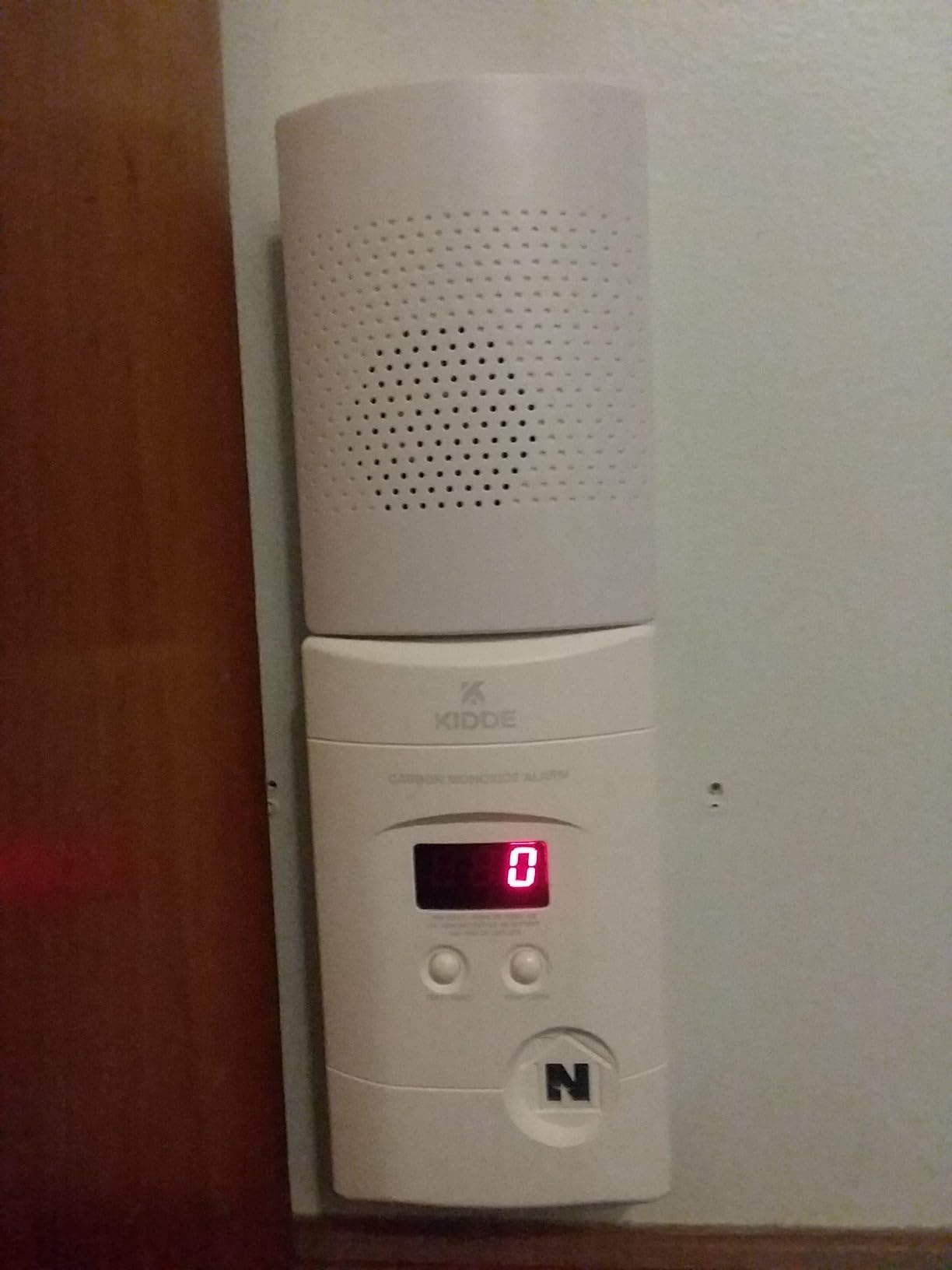 Kidde Carbon Monoxide Detector, Plug-In with 9V Battery Backup, Digital Display, 85 dB Alarm, LED Status Light Indicators, 3rd Edition customer photo 2