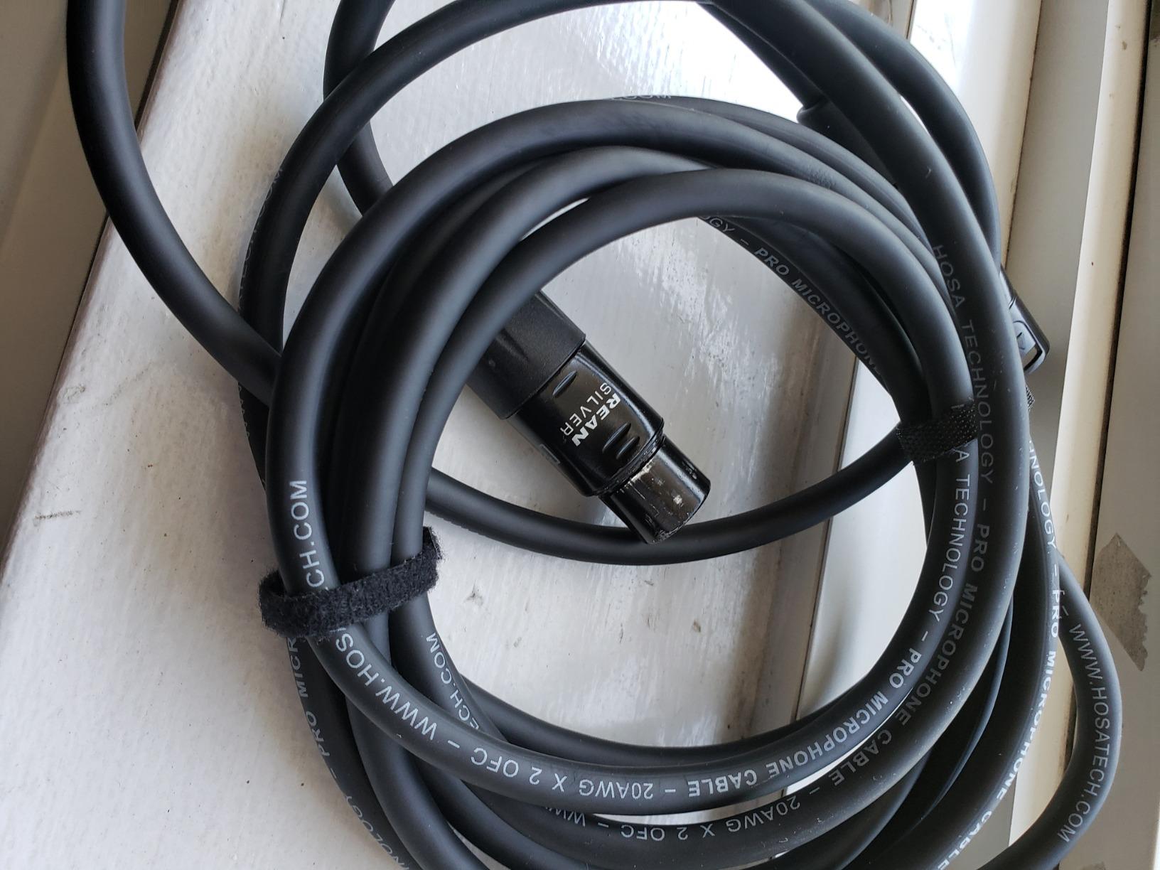 Hosa HMIC-010 Pro Microphone Cable, REAN XLR3F to XLR3 Meter, 10 Feet customer photo 2