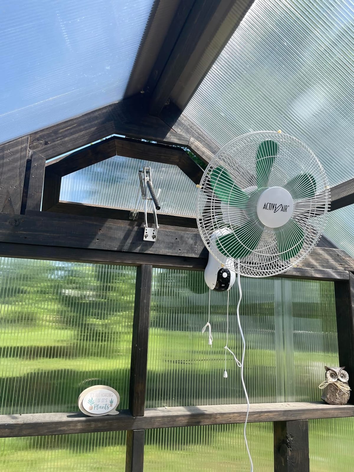 Active Air ACF16 16 inch 3-Speed Wall-Mountable 90-Degree Oscillating Hydroponic Grow Fan customer photo 2