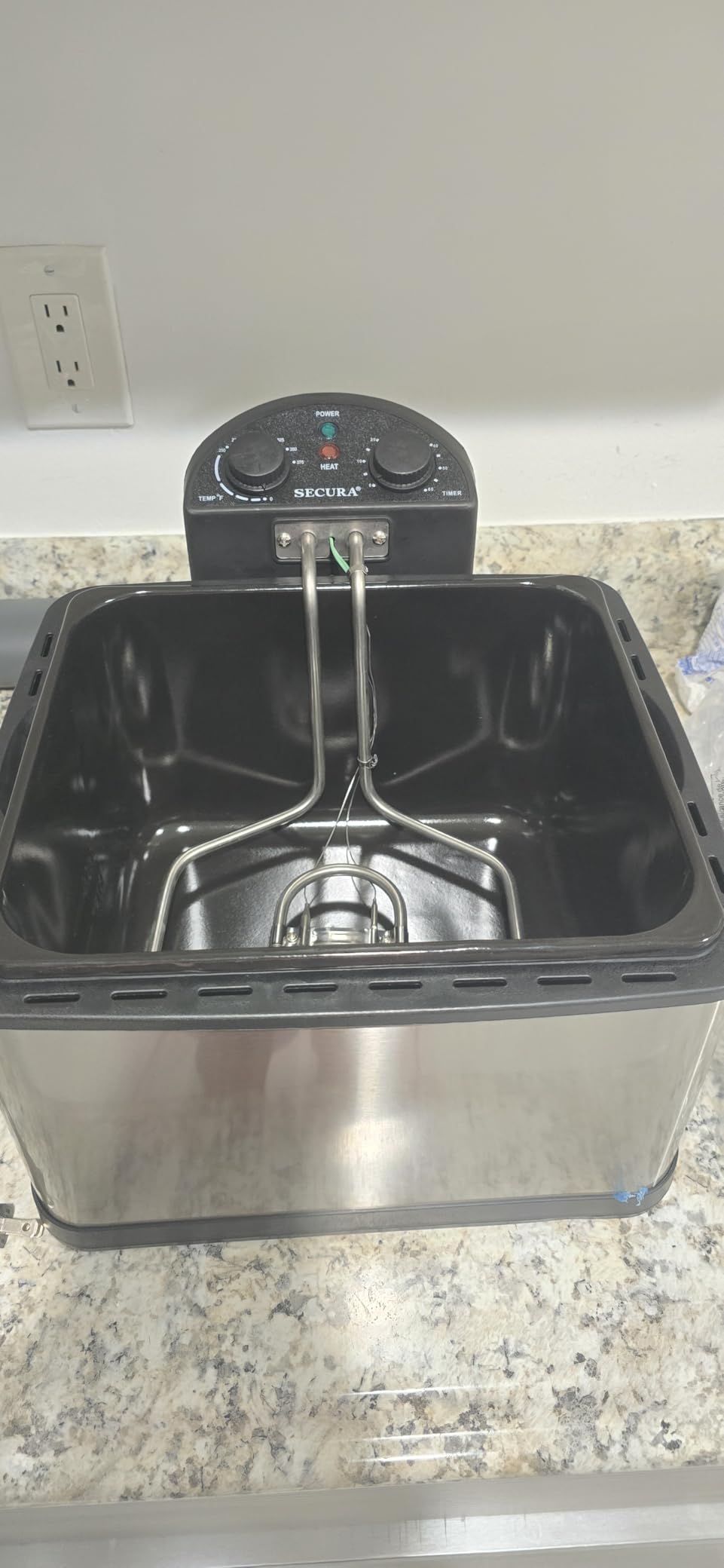 Secura 4 Liters / 17-Cup Stainless-Steel 1700-Watt Electric Deep Fryer with Timer Free Extra Odor Filter, Triple Basket, 4.5 Quarts, Silver customer photo 2