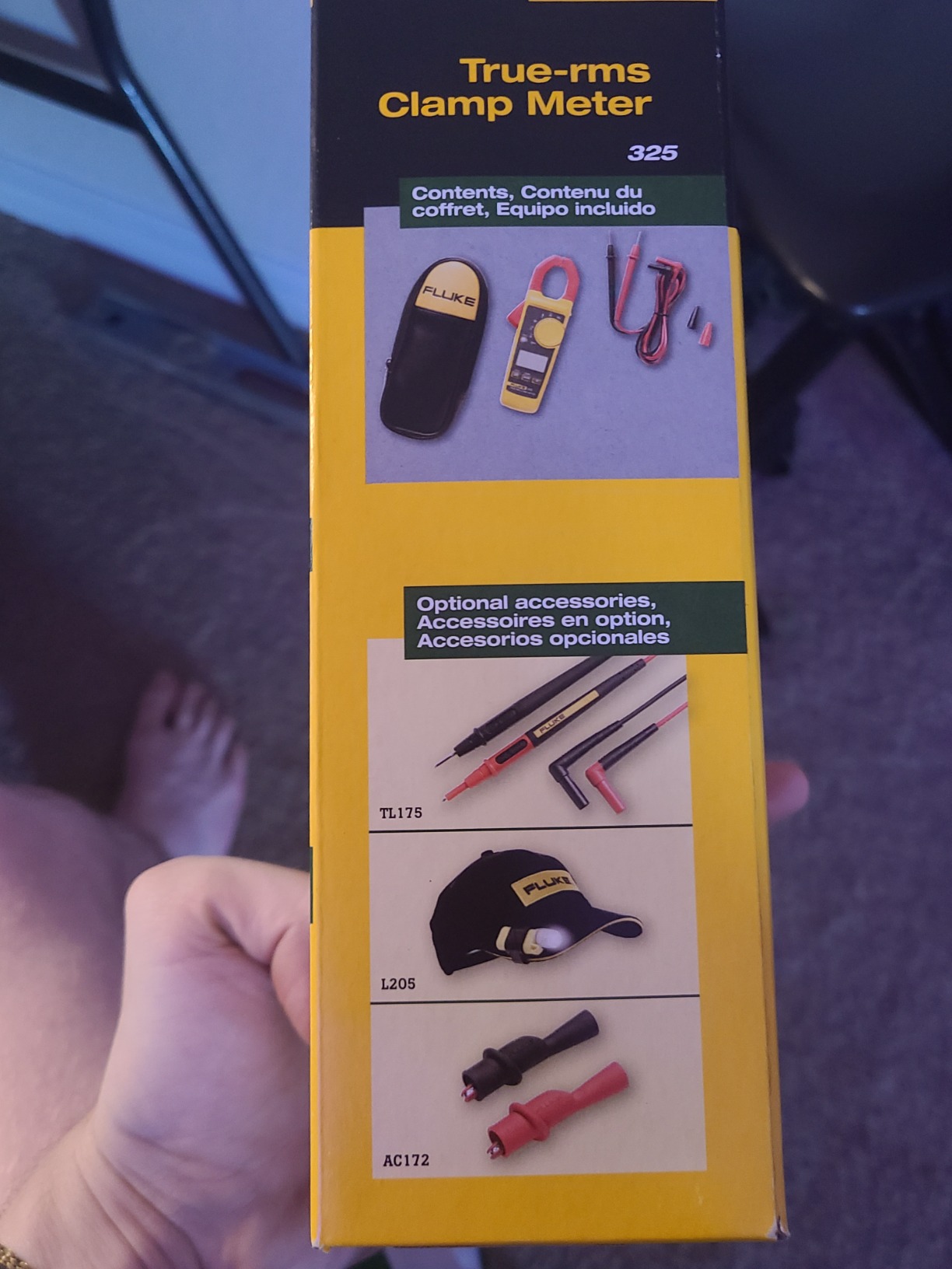 Fluke 325 True-RMS Clamp Meter with Frequency, Temperature & Capacitance Measurements customer photo 2