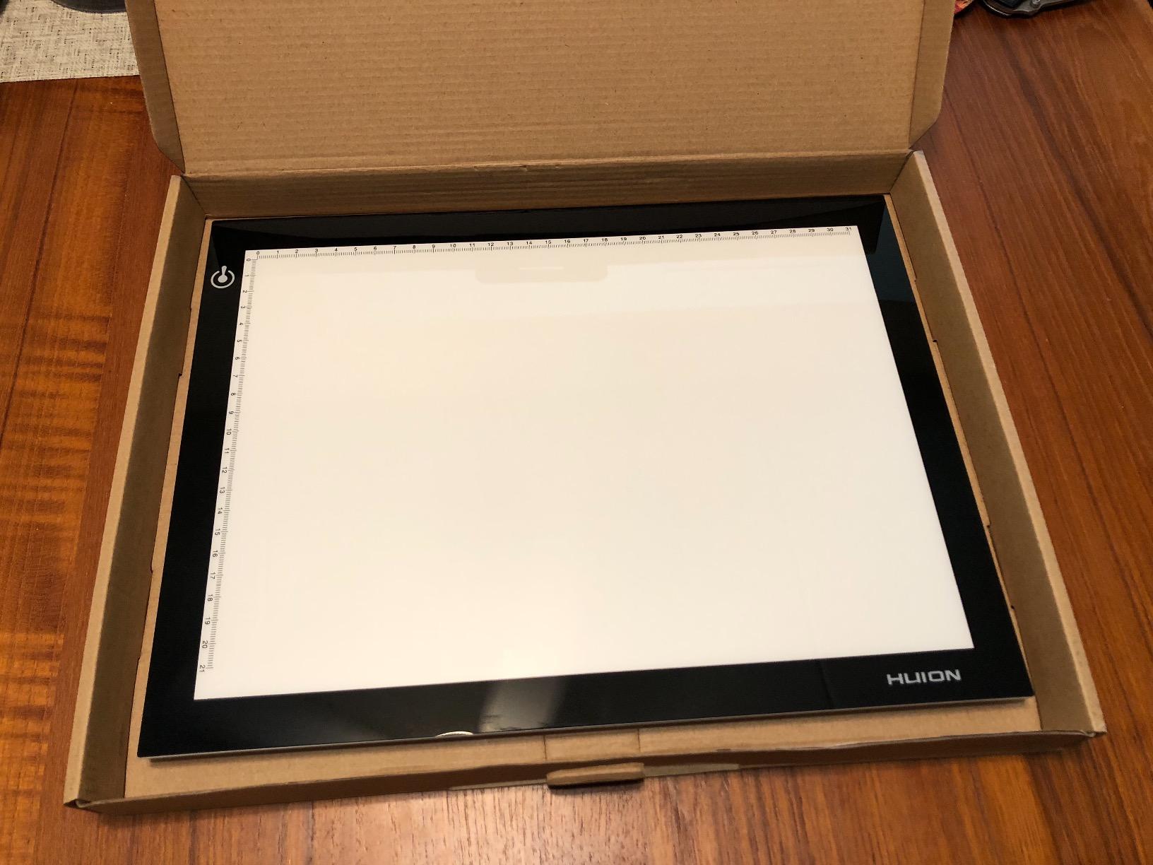 HUION L4S LED Light Box A4 Ultra-Thin USB Powered customer photo 1