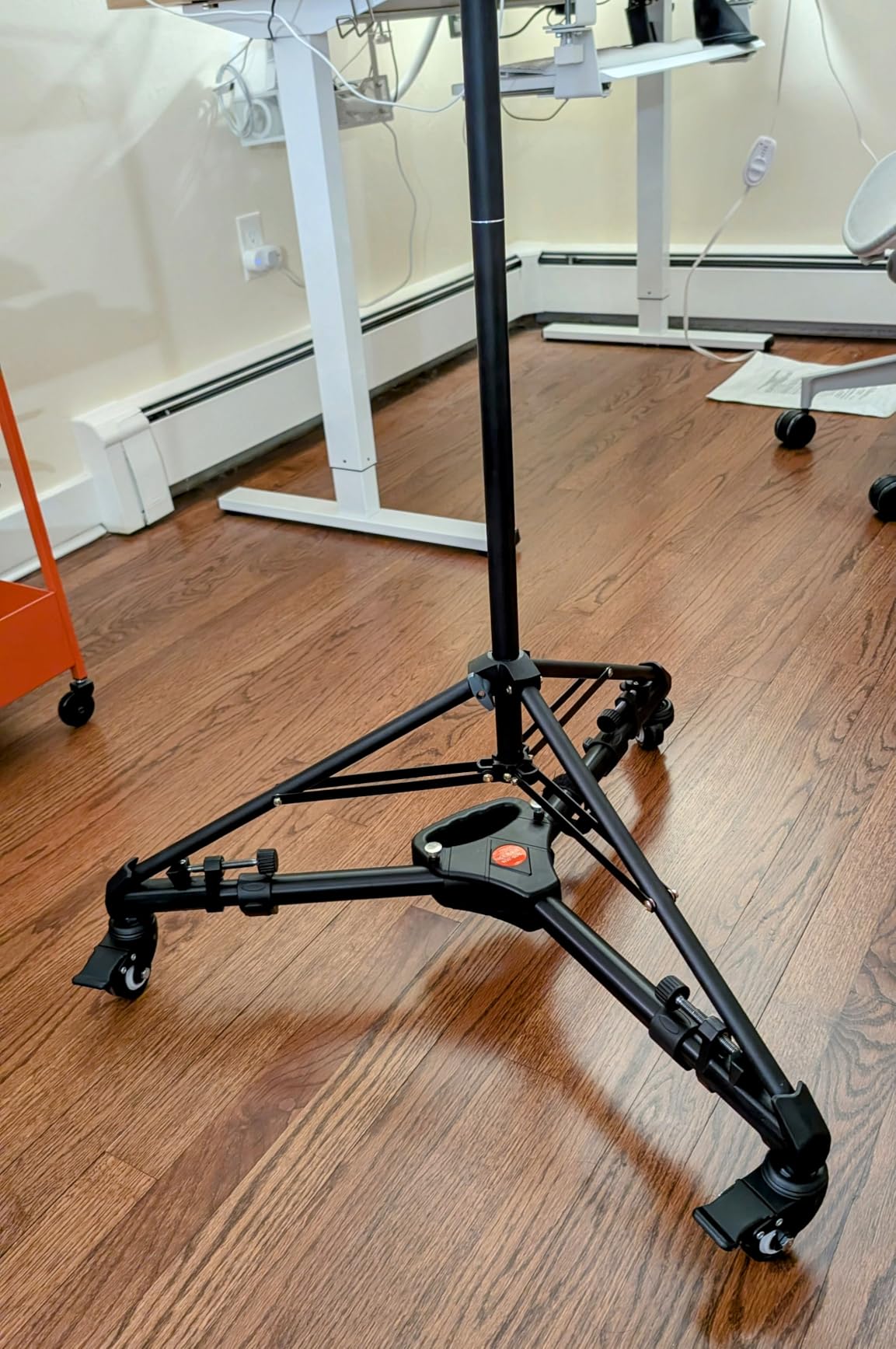 NEEWER Photography Tripod Dolly, Heavy Duty 33 lb Capacity Tripod Wheels customer photo 1