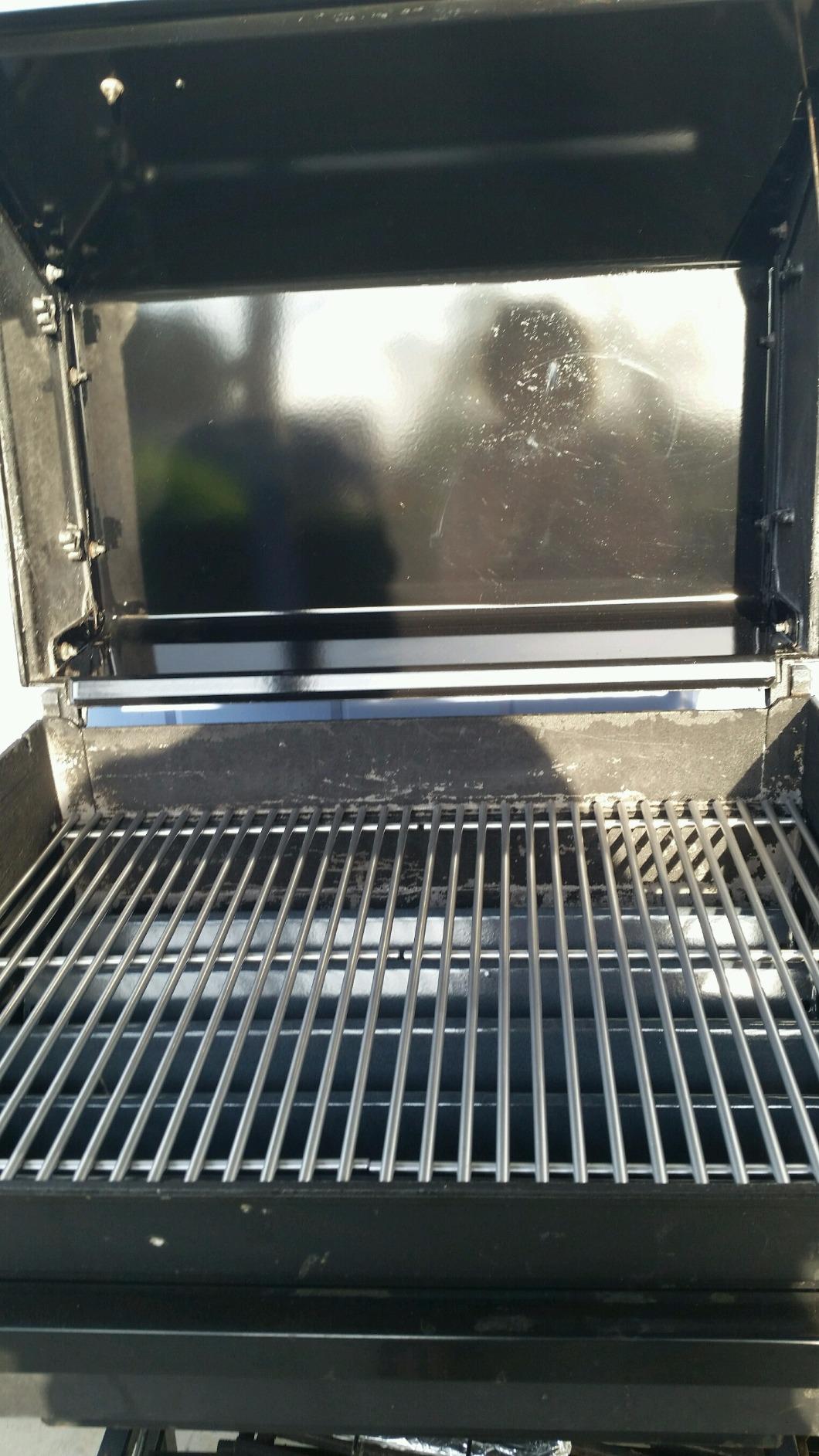 Weber® Stainless-Steel Cooking Grates for Select Spirit Gas Grills customer photo 1