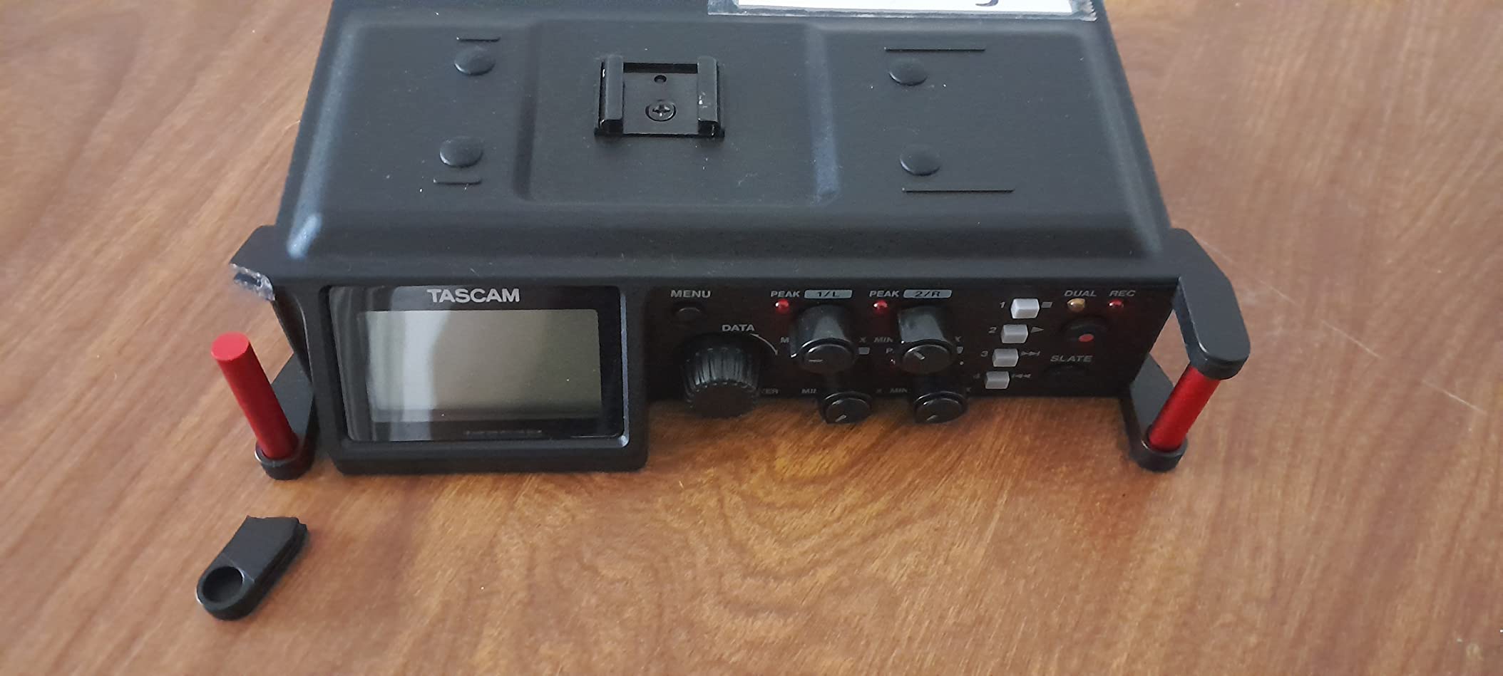 TASCAM 4-Channel Portable Audio Recorder for Videographers, 4 Combo XLR/TRS Inputs, 2 Internal Mics, Limiter, HP Filter (DR-70D) customer photo 2