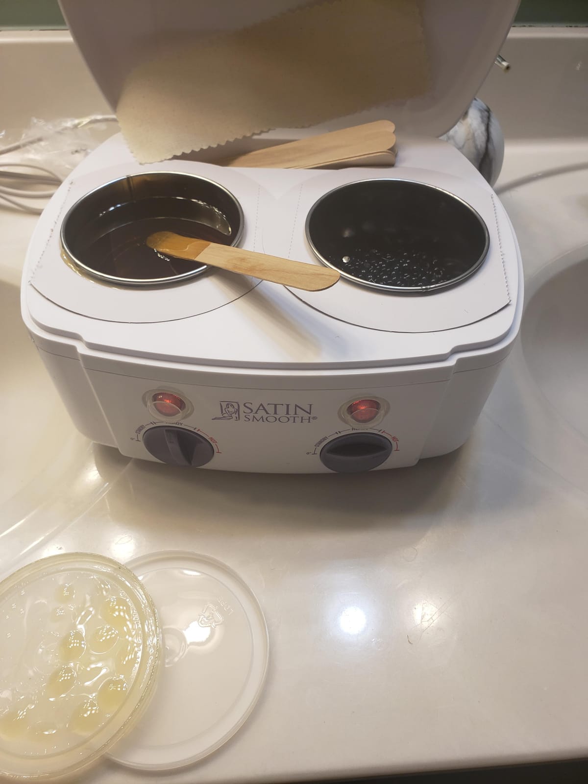 Satin Smooth Double Wax Warmer – Dual Pot Wax Heater for Hair Removal & Waxing Treatments, Salon & At Home Use customer photo 1