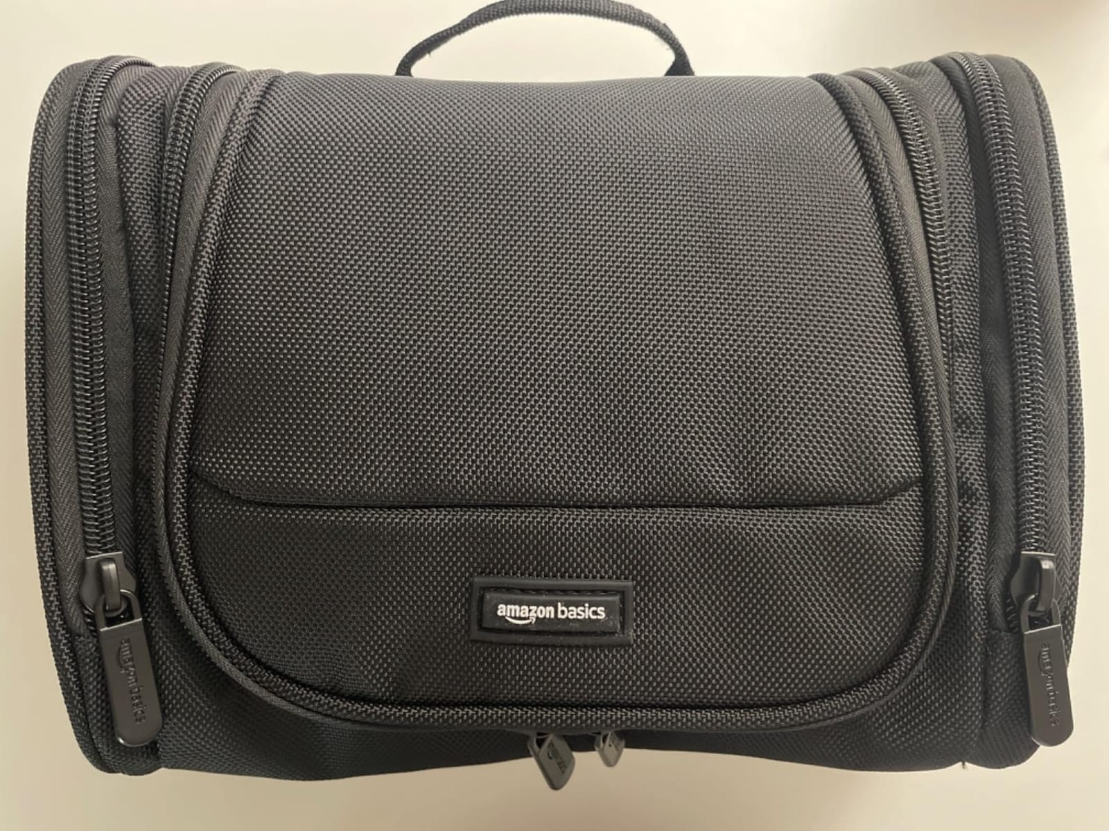 Amazon Essentials Spacious Toiletry Bag, Hanging Cosmetic Dopp Kit with Multiple Compartments, Durable Polyester, Large Capacity Storage, Compact Design, Black (Previously Amazon Basics) customer photo 2