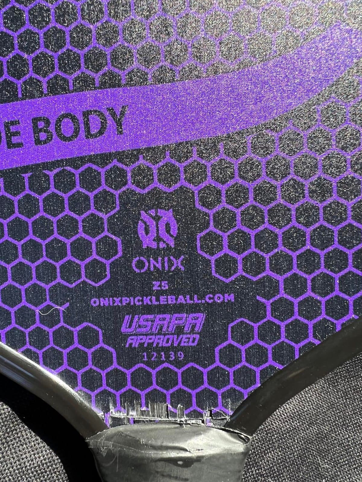 Onix Graphite MOD Z5 Carbon Fiber Pickleball Paddle with Wide-Body Shape. Honeycomb Core, Graphite Face & Cushion Comfort Pickleball Paddle Grip customer photo 1