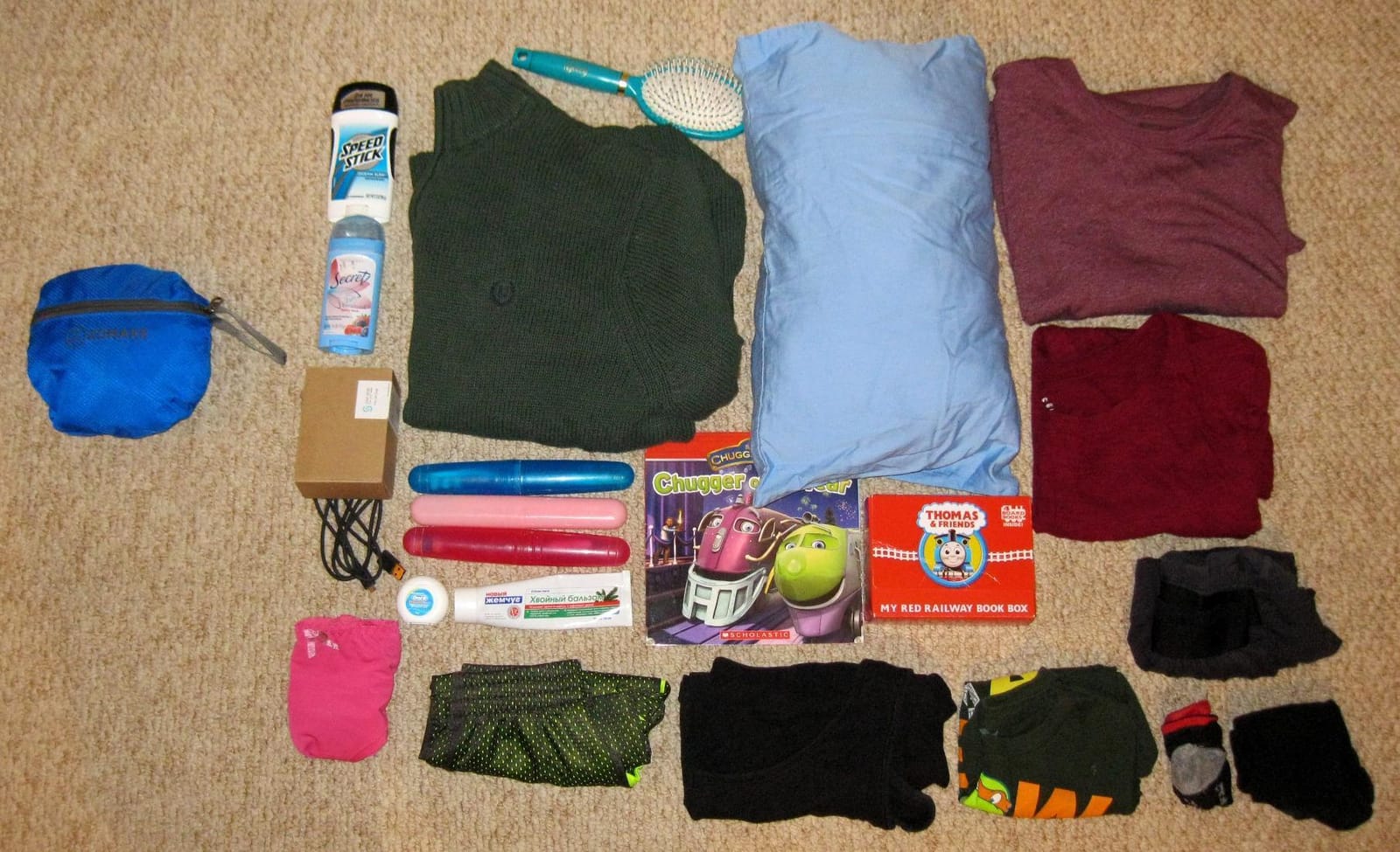 ZOMAKE Lightweight Packable Backpack, Foldable Small Travel Day Pack customer photo 1