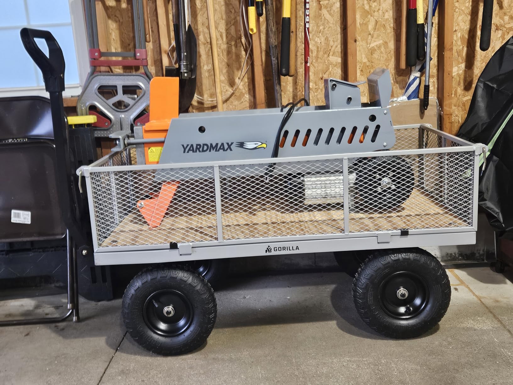 Gorilla Carts Steel Utility Garden Cart, 1000 lb. Capacity, Gray customer photo 1