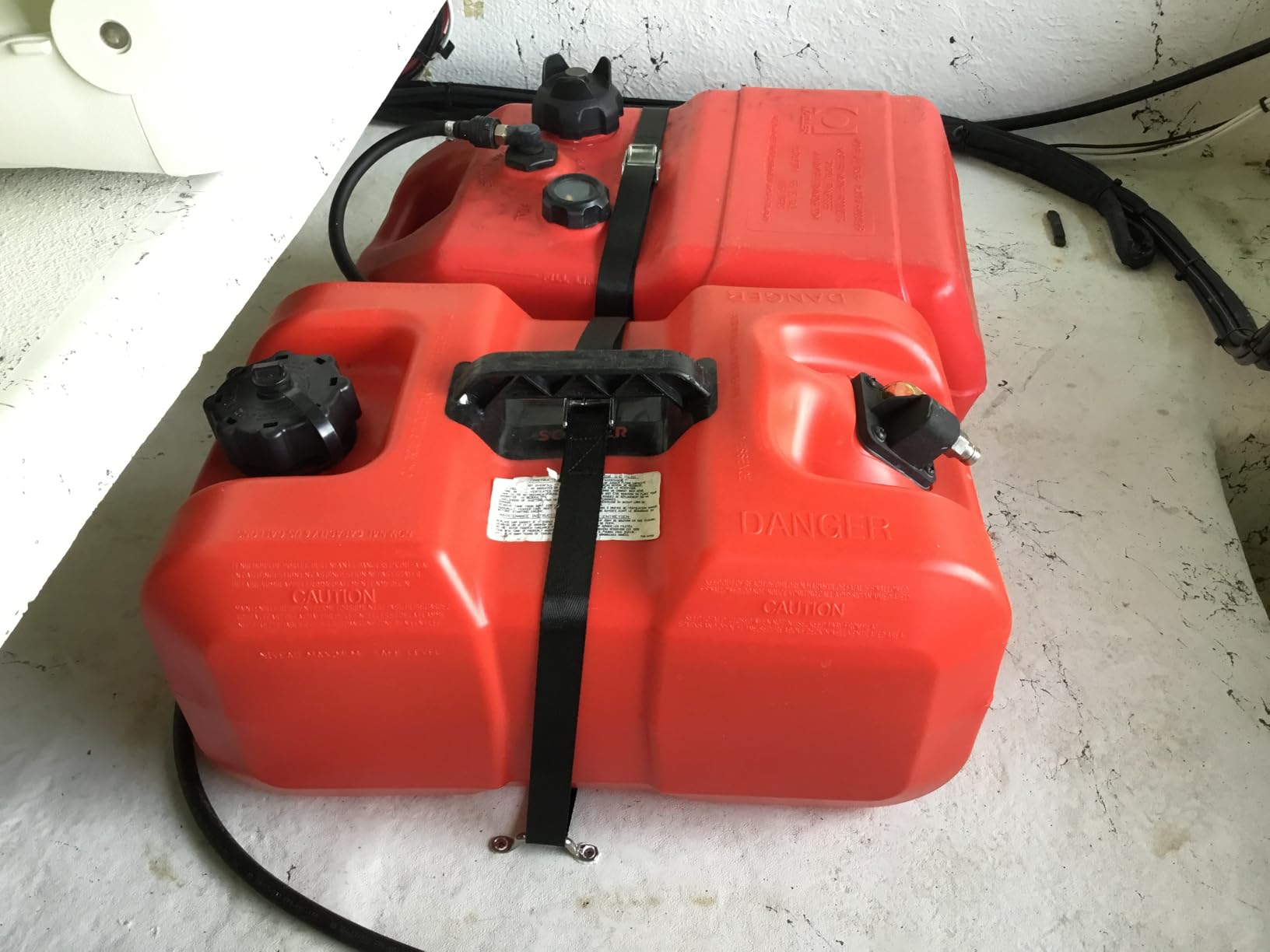 Scepter 3 Gallon Portable Marine Gas Can, Boat Fuel Tank, 2-Way Vented Cap, Built-In Fuel Gauge and Pick-Up, Top Handle, EPA & CARB Compliant, Underseat Design, 19.3