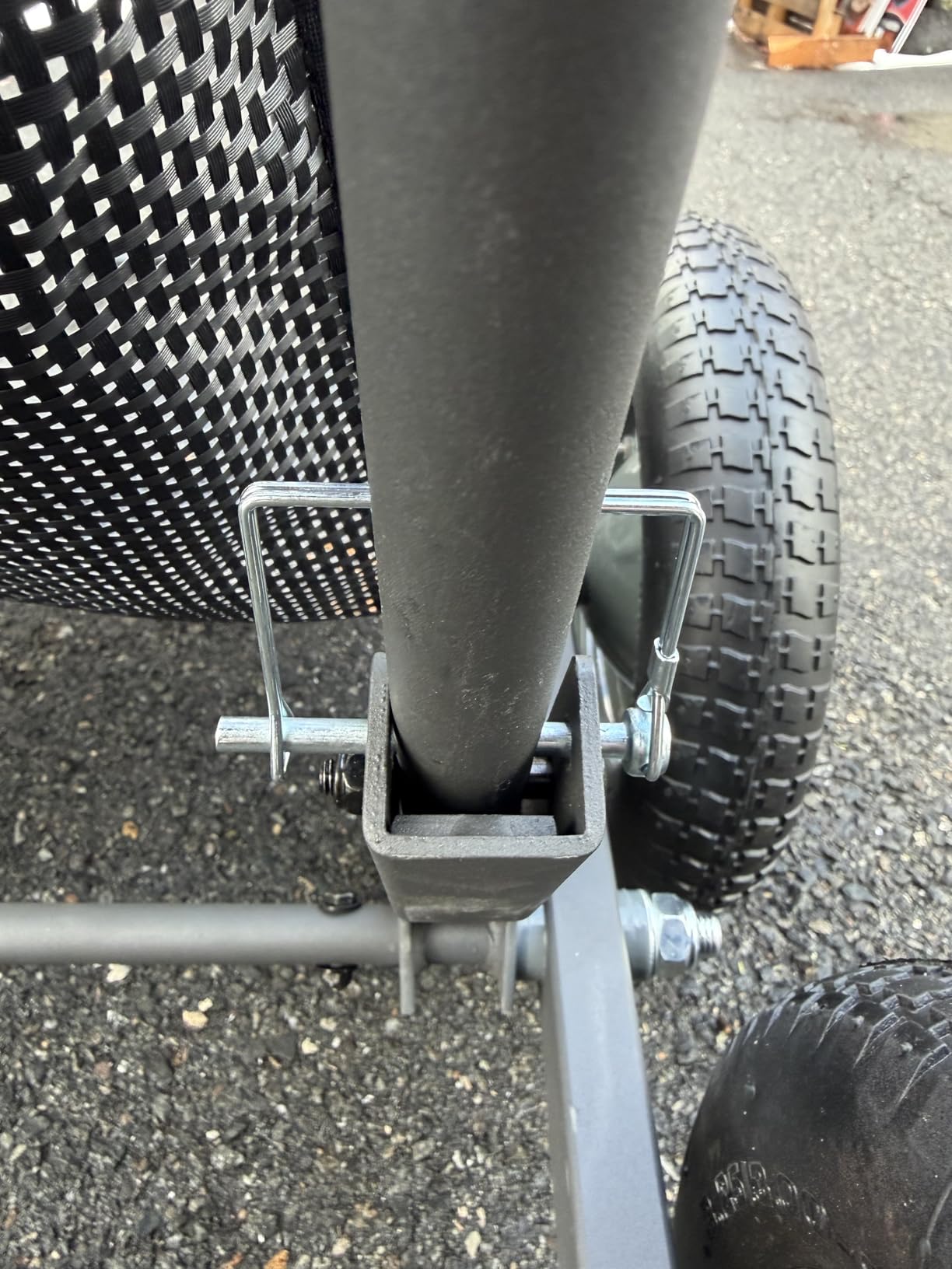 Hawk Crawler All-Terrain Multi-Use Deer Cart w/Dual Pivoting Axles, Black customer photo 2