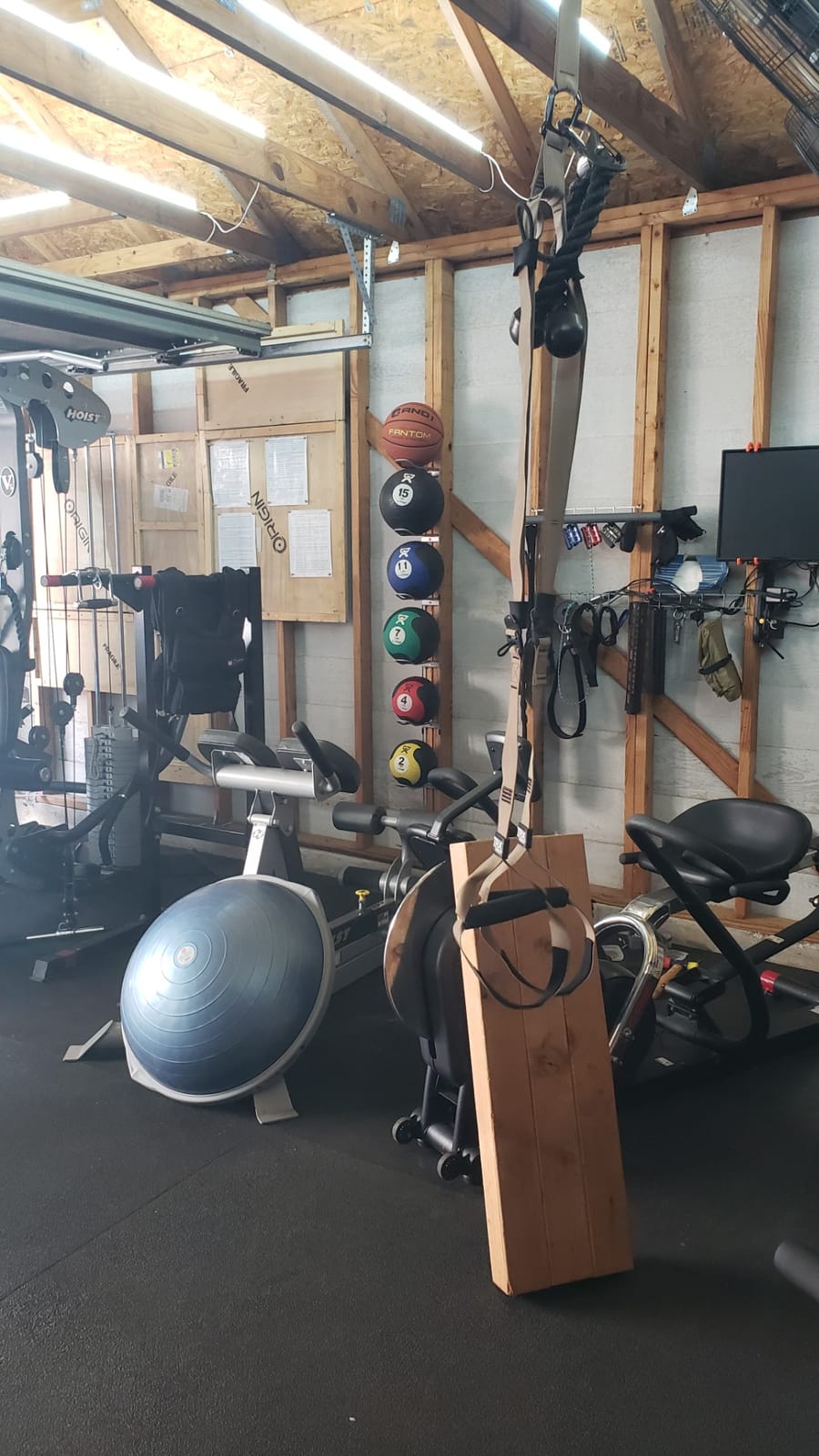 Knape & Vogt Wall Mounted Ball Rack for Garages customer photo 1