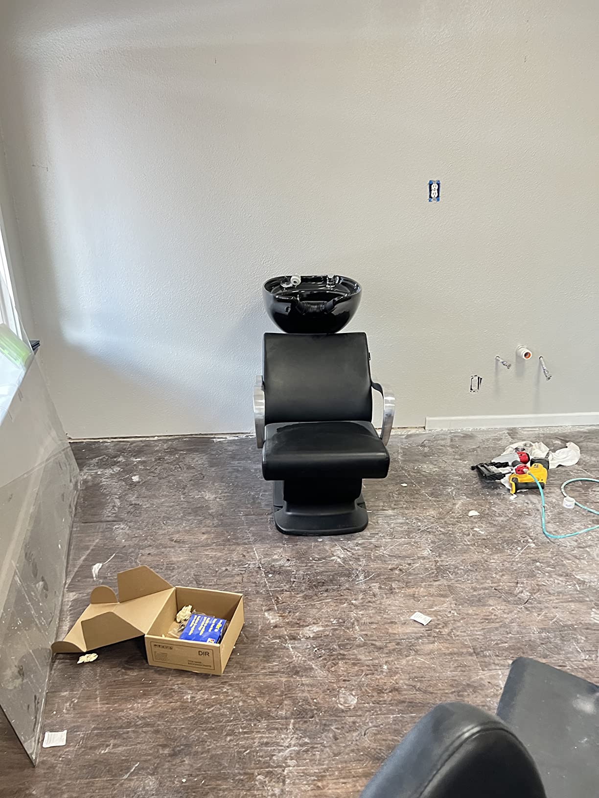 DIR Beauty Salon Shampoo Backwash Unit Sink Station Tilting Ceramic Sink with Adjustable Seat - Beckman customer photo 2