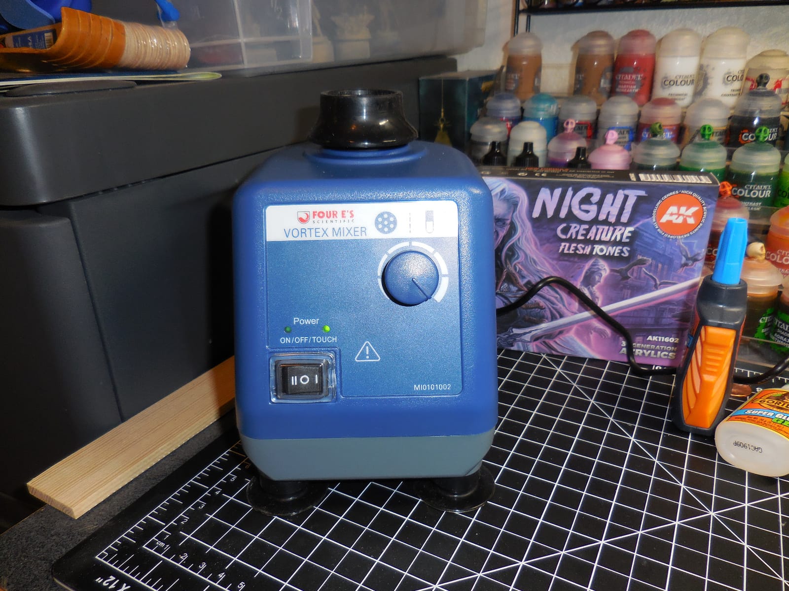 FOUR E'S SCIENTIFIC Vortex Mixer, Various Speed 0-3000rpm Paint Shaker customer photo 1