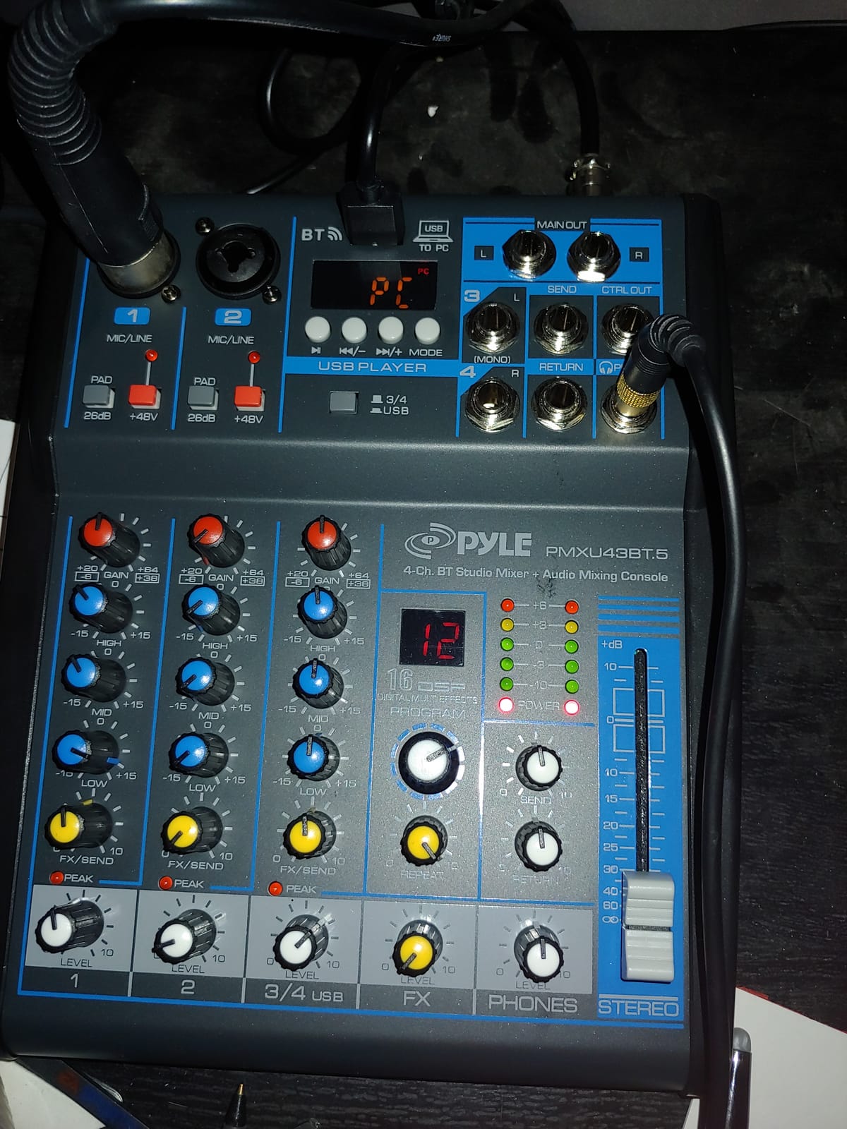 Pyle 4 Channel Audio Mixer with Bluetooth - DJ Sound Board Controller - USB Computer Input - Built-in MP3 Player - 48V Phantom Power - 3 Band EQ - 16-Bit DSP FX - Band, Studio Ready - PMXU43BT customer photo 2