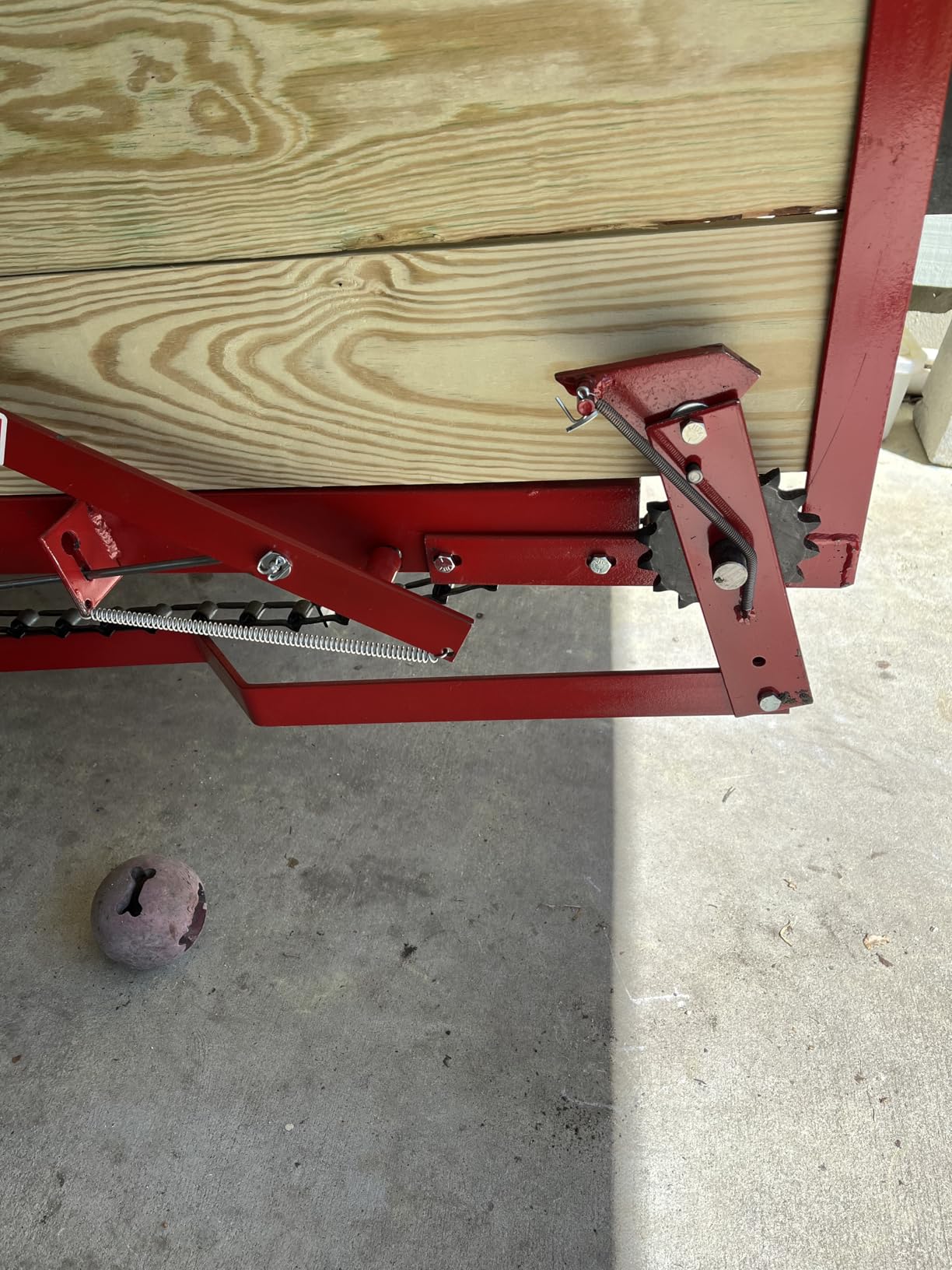 Model 600 25 Bushel Tow Behind Ground Driven Horse Manure Spreader Can Be Pulled Behind with ATV's, SXS Or Any Lawn Garden Tractors Including Zero Turn Mowers customer photo 1