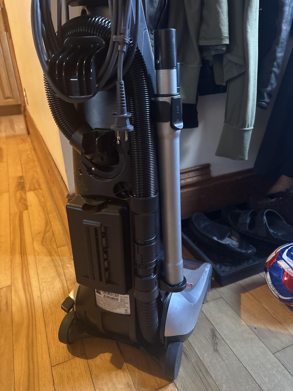 Kenmore Elite 31150 Pet Friendly Bagged Upright Beltless Vacuum w/Pet Handi-Mate, Triple HEPA, 3D Inducer Motor, Telescoping Wand, 5-Position Height Adjustment, 3 Cleaning Tools-Silver customer photo 1