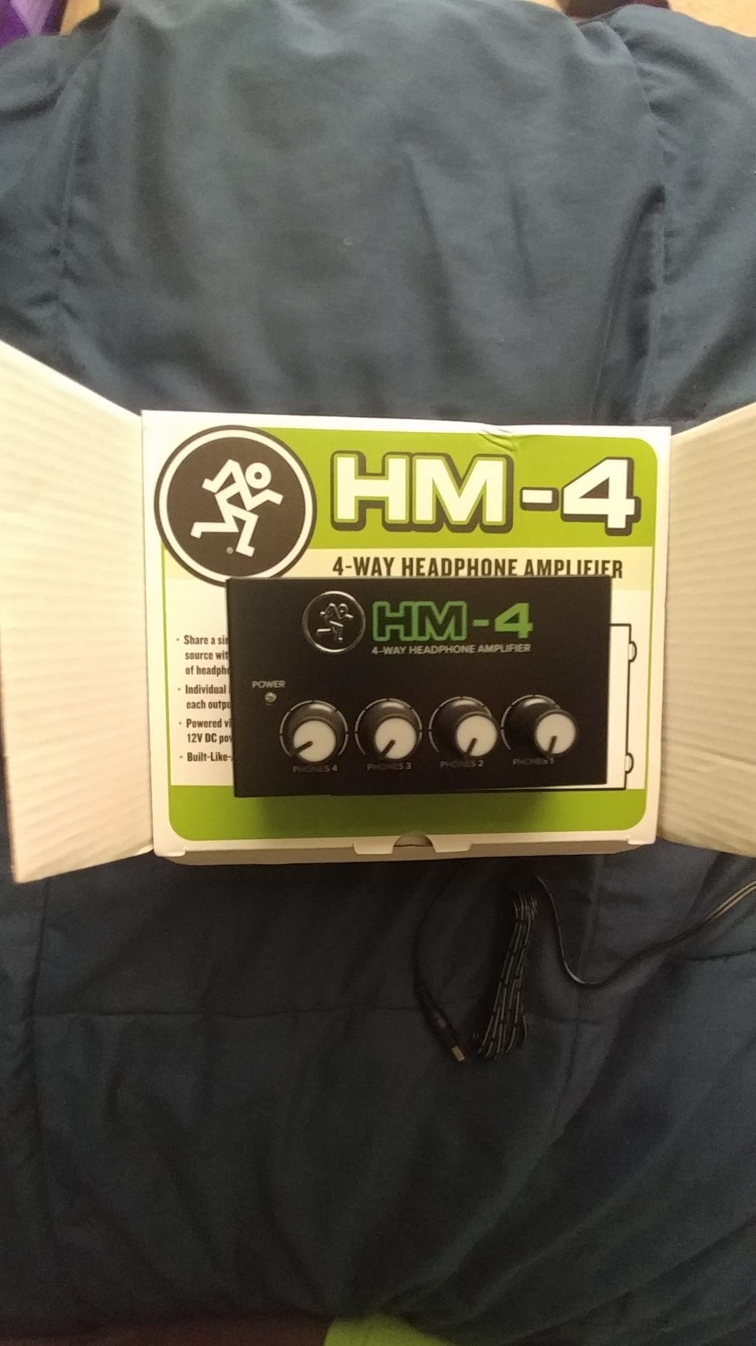 Mackie HM-4 Headphone Amplifier (4-Channel), Compact Splitter, Black customer photo 2