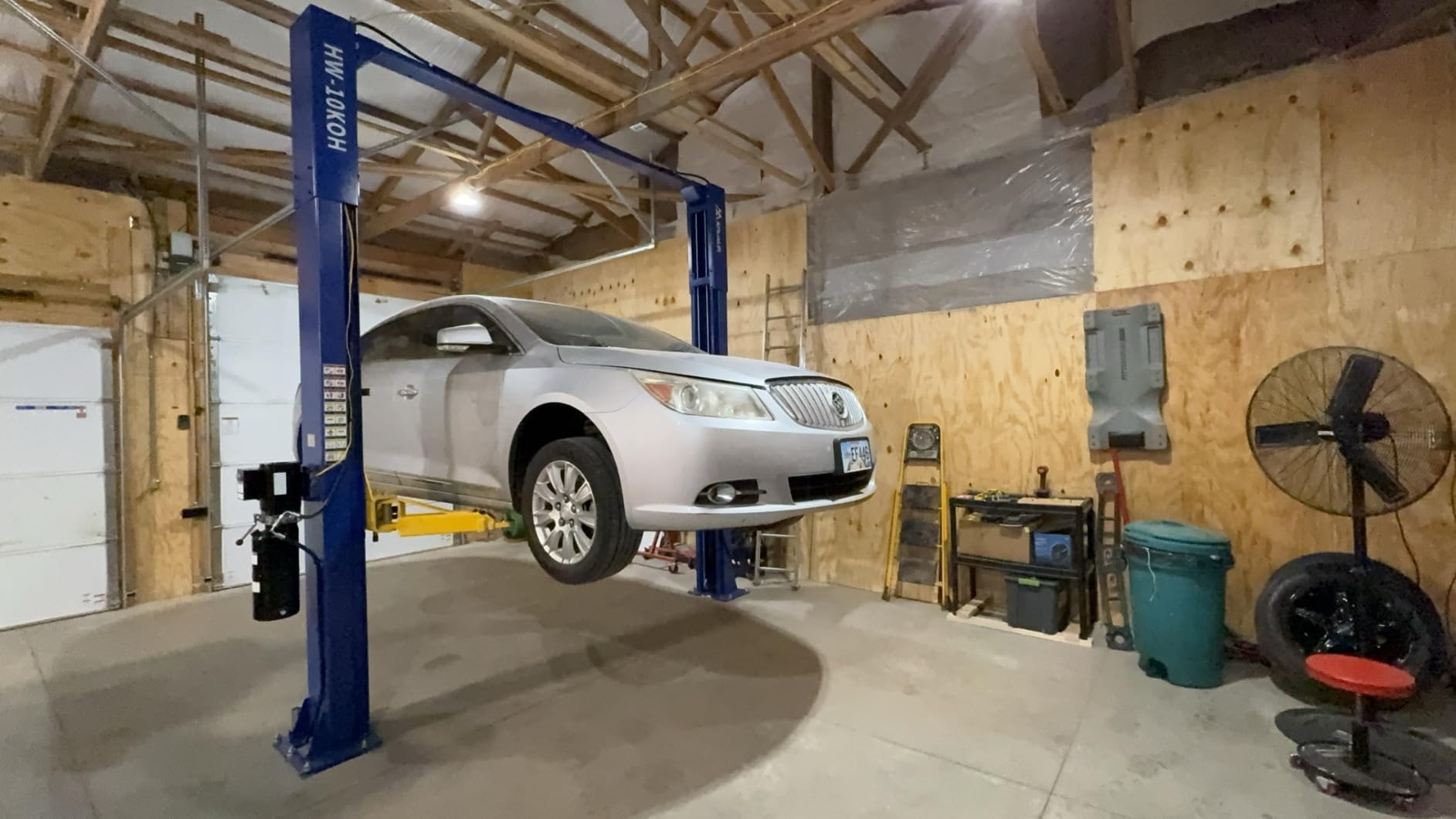 APlusLift HW-10KOH-A 10000LB Two Post Overhead Car Lift 3 Year Warranty customer photo 2