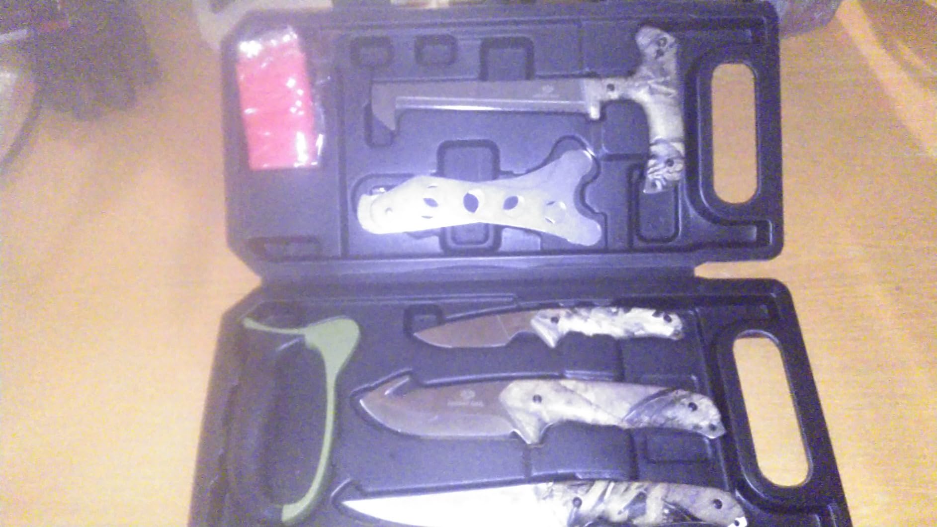 Mossy Oak Field Dressing Kit Hunting Deer Knife Set (8-Piece) customer photo 1
