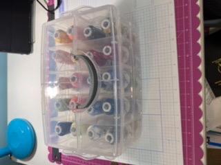 Simthread 40-Color 40 Spools 550Yds 40WT Polyester Embroidery Thread Kit customer photo 2