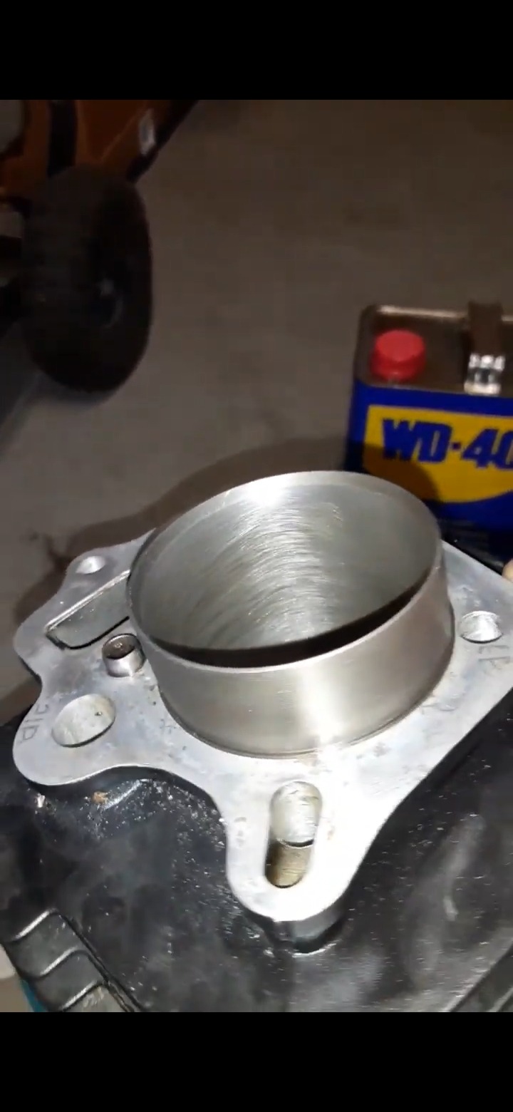 EWK 1-1/4 to 3-1/2 Inch Adjustable Engine Cylinder Hone Tool, 3-Stone 220 Grit Steel Deglazer for Automotive & Motorcycle, 1/4″ Drive, Remove & Re-finish Cylinder Walls Safe, Smooth, Damage-Free customer photo 2