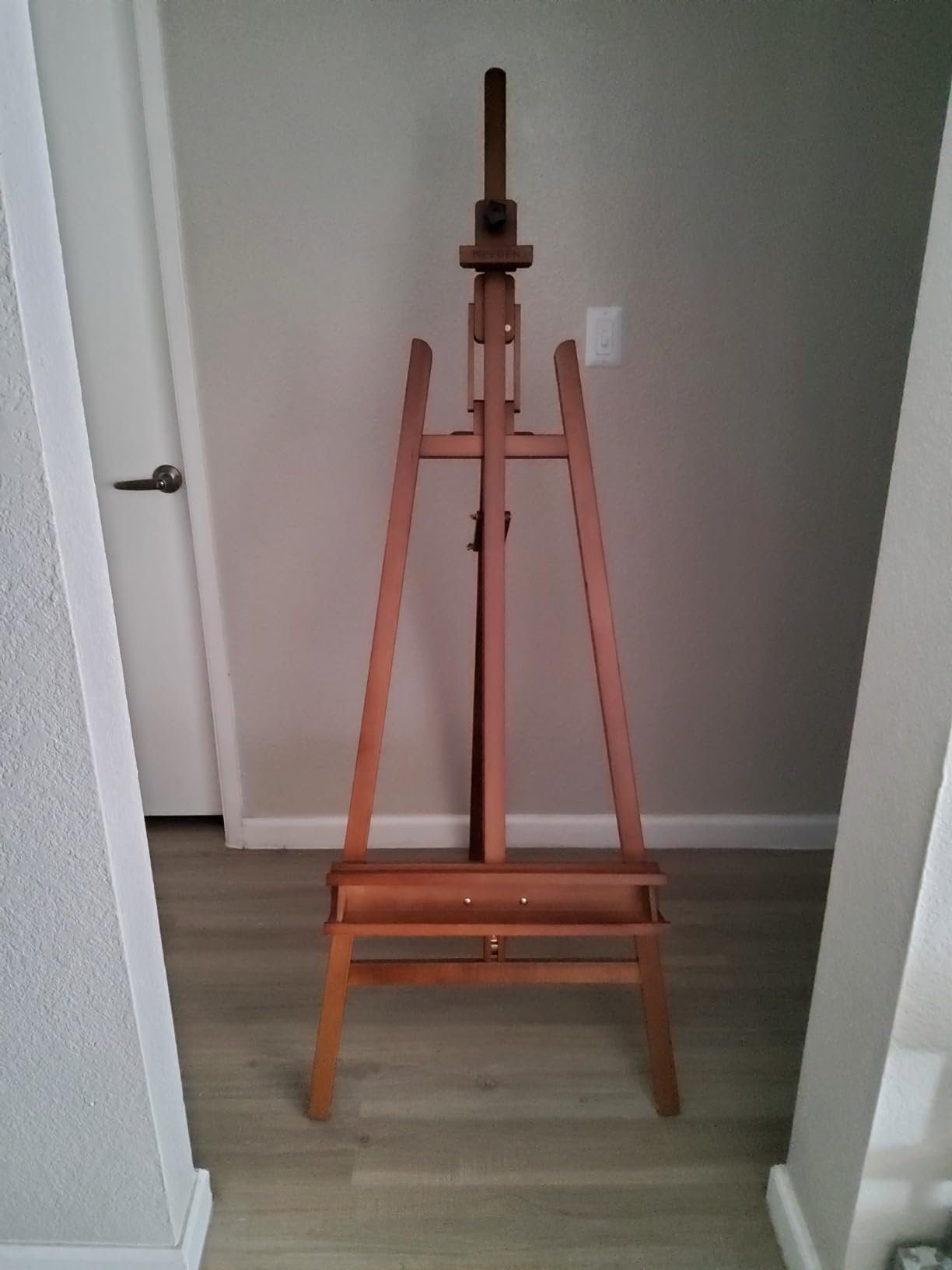 MEEDEN Large Painters Easel Adjustable Solid Beech Wood Artist Easel, Studio Easel for Adults with Brush Holder, Holds Canvas up to 48