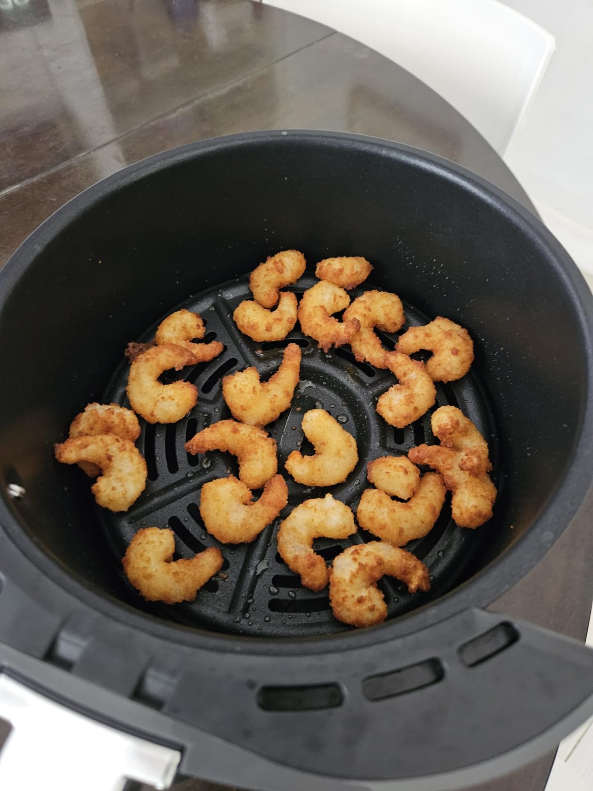 Ninja AF101 Air Fryer, 4 Qt Capacity, 4-in-1 Crisp, Roast, Reheat, Dehydrate, Dishwasher Safe Parts, 105°F-400°F, 1550 Watt, Grey customer photo 2