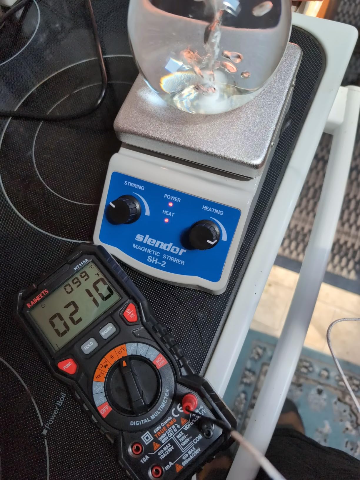 Slendor Magnetic Stirrer Hot Plate Mixer 1000ml Stirring Capacity 5 x 5 inch Max 520°F Hotplate and 100-2000 RPM Stirrer, Stirring Bar & Support Stand Included customer photo 1