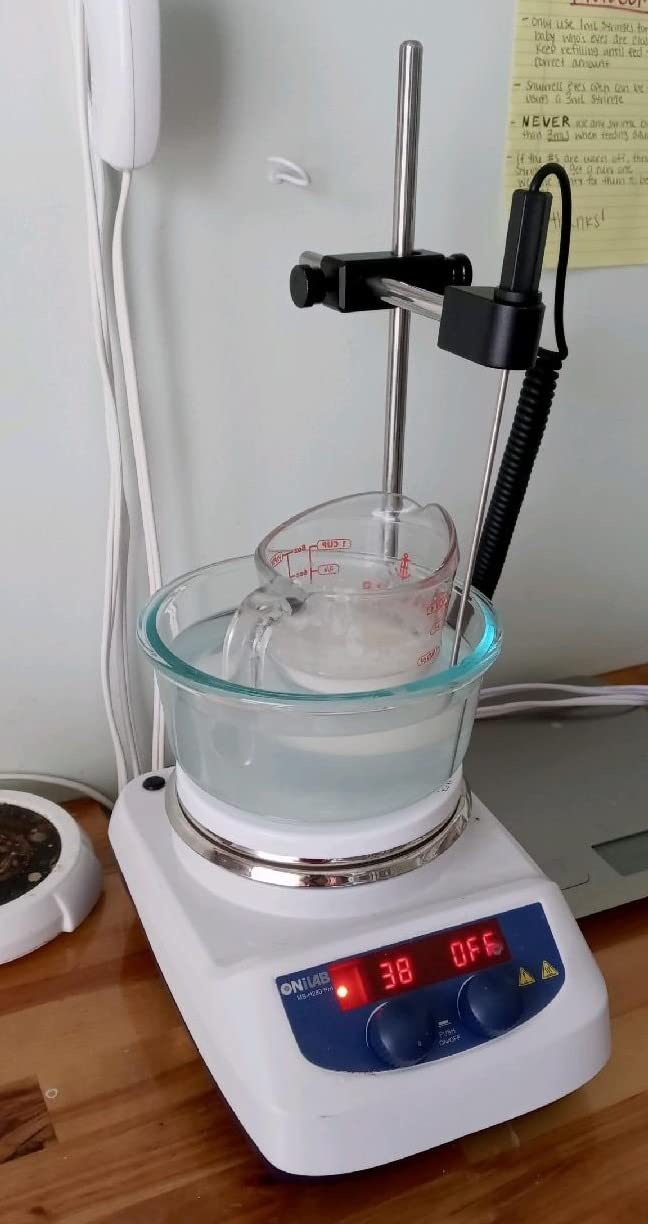 ONiLAB Magnetic Hotplate Stirrer, 5-inch, 280℃ LED Digital, 200-1500RPM, 3L customer photo 1