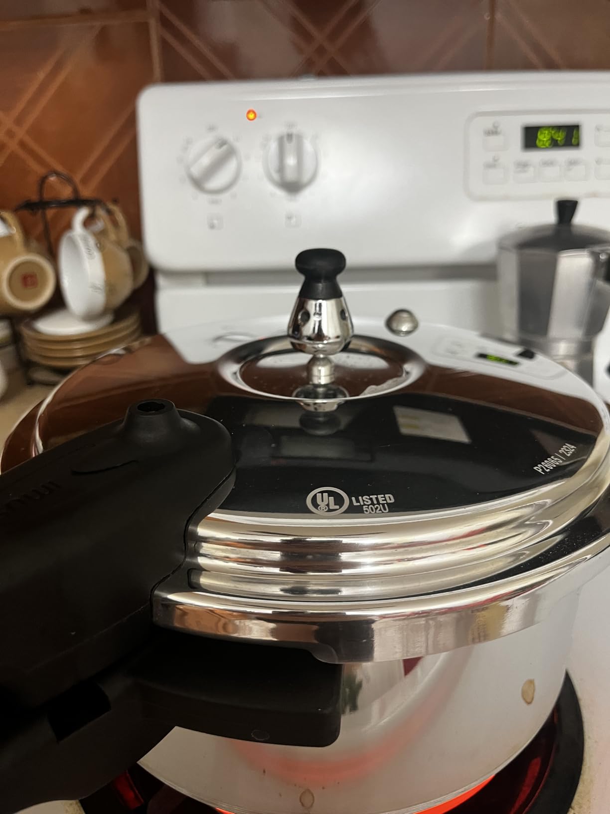 IMUSA USA A417-80807 16Qt Jumbo Stovetop Pressure Cooker with Regulator and Side Handles, Silver customer photo 2