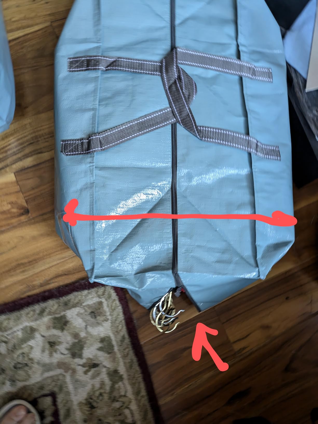 VENO 8 Pack Heavy Duty Moving Bags with Backpack Straps, Zippers & Handles, Extra Large Packing Bags for College Dorm Essentials, Moving Supplies Alternative to Cardboard Moving Boxes customer photo 1